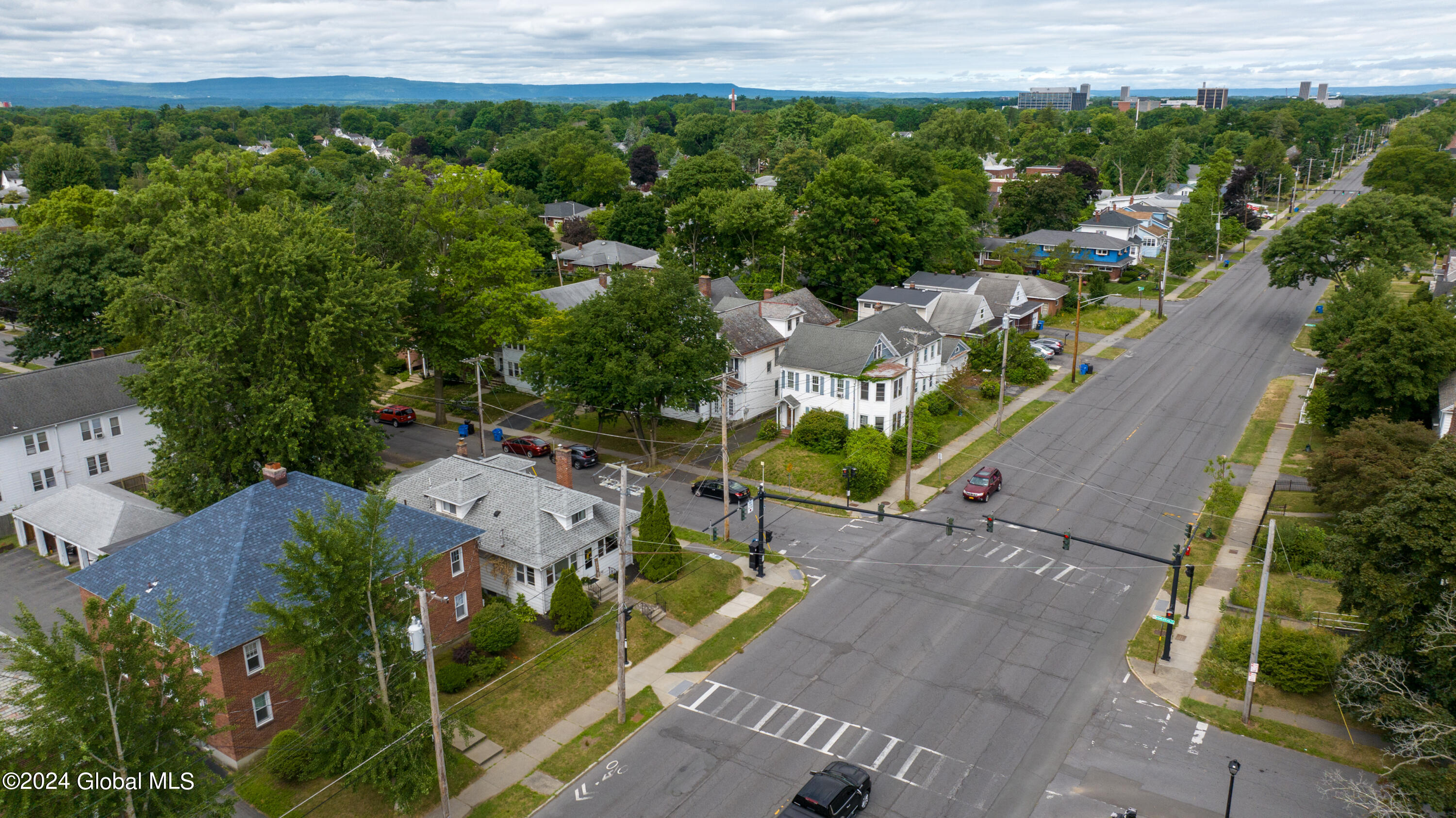 974 Washington Avenue