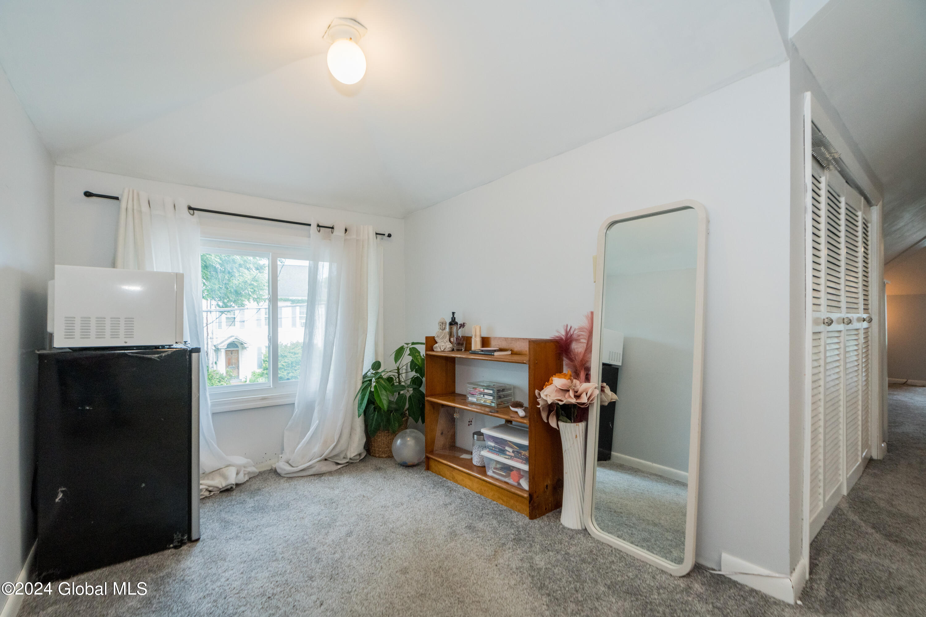 974 Washington Avenue