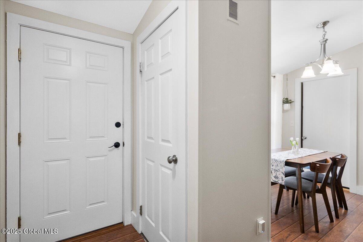 31 Thimbleberry Road