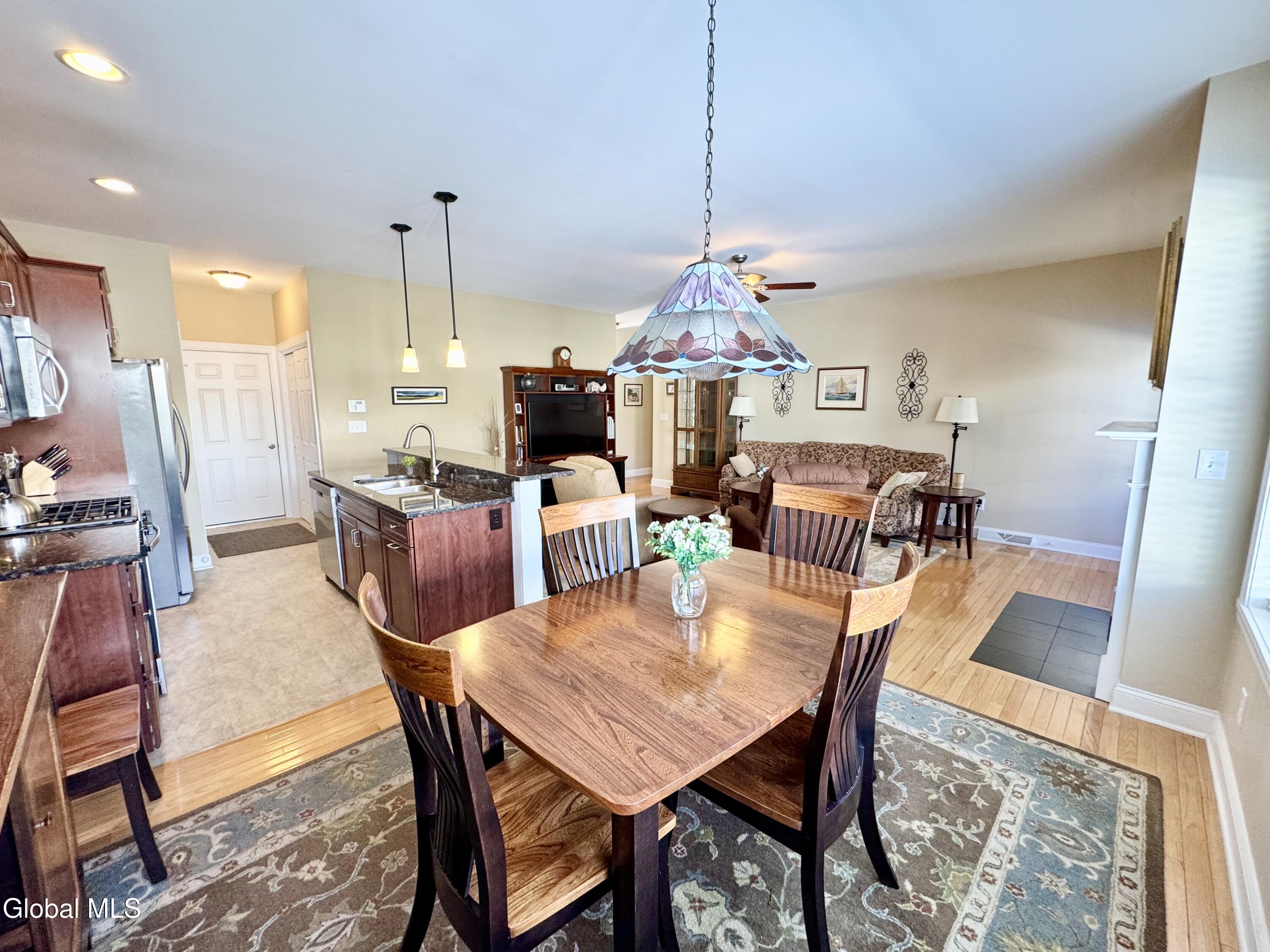 18 Forestbrook Drive