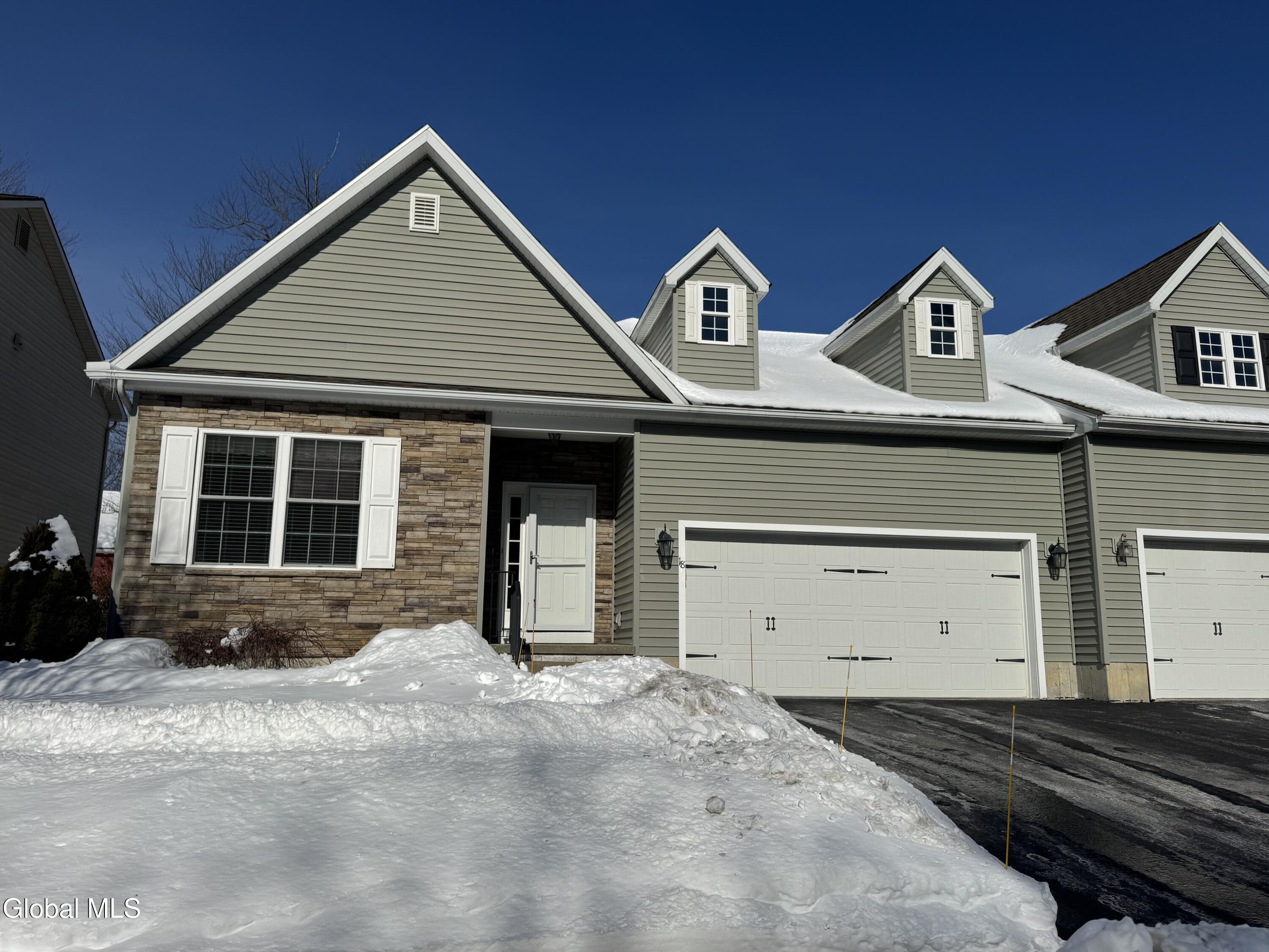 18 Forestbrook Drive