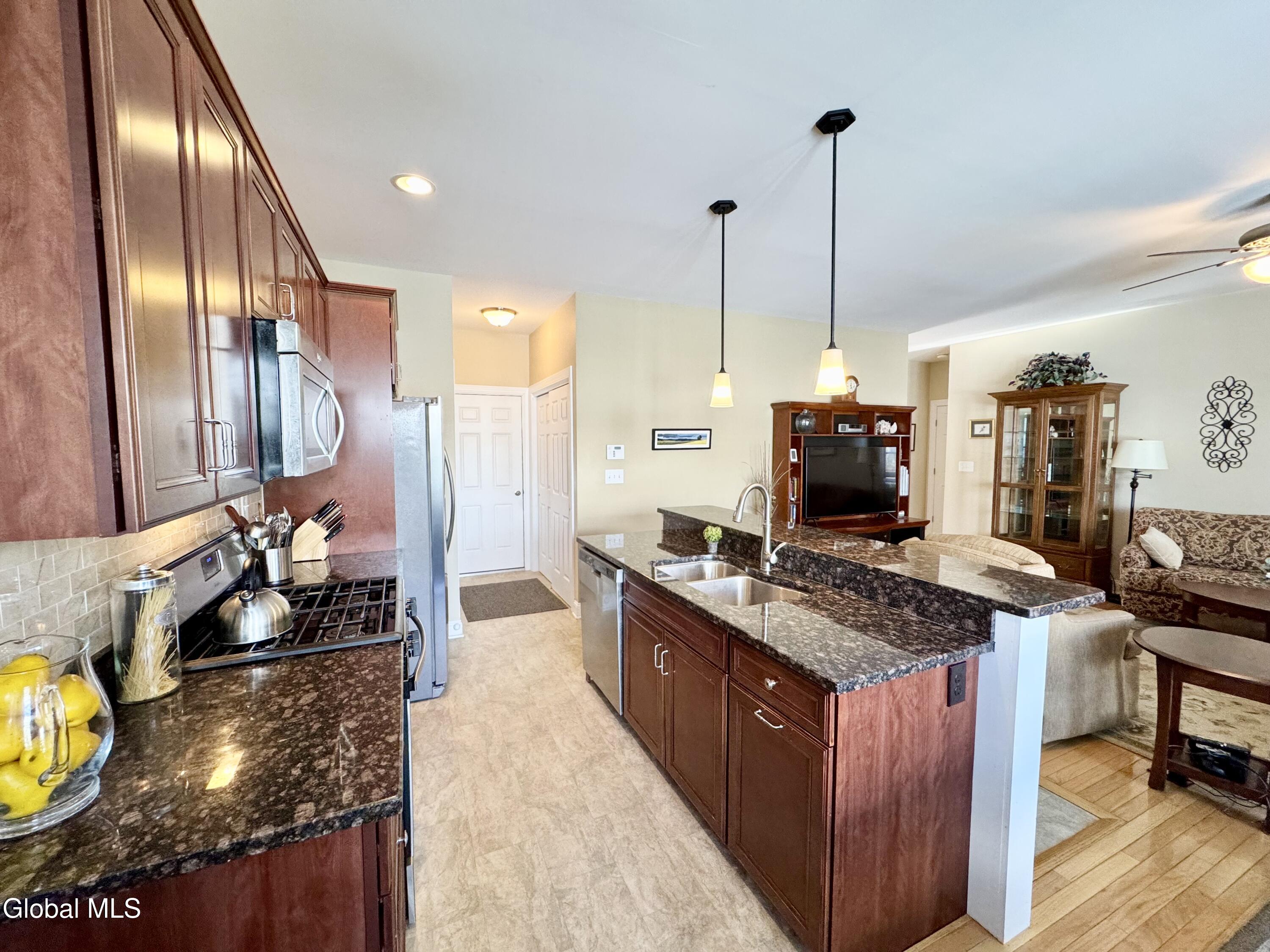 18 Forestbrook Drive