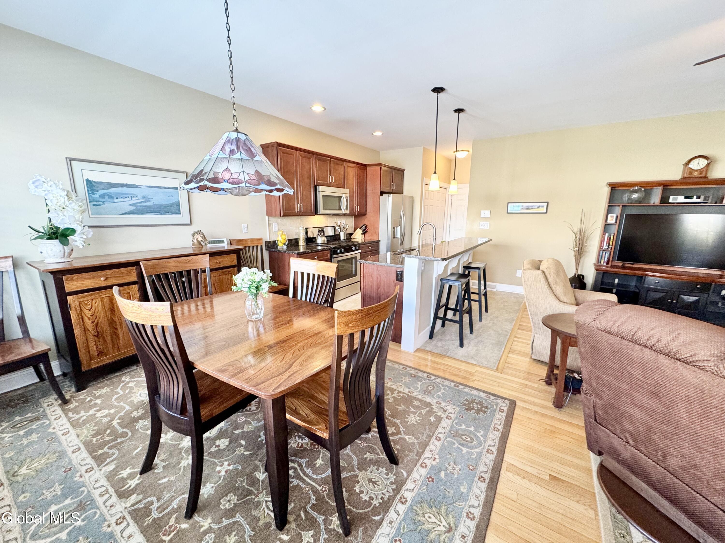 18 Forestbrook Drive