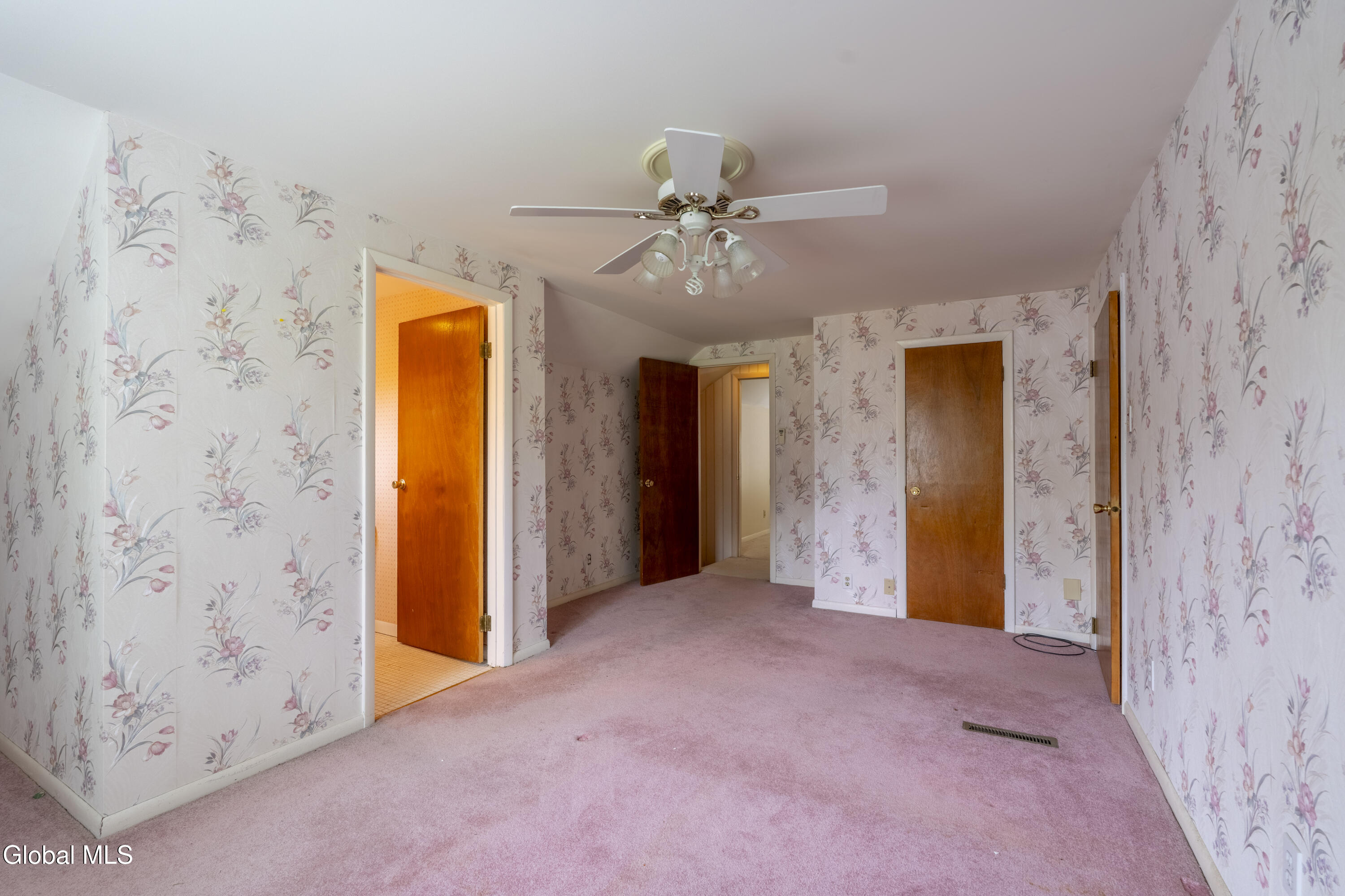 72 Pashley Road