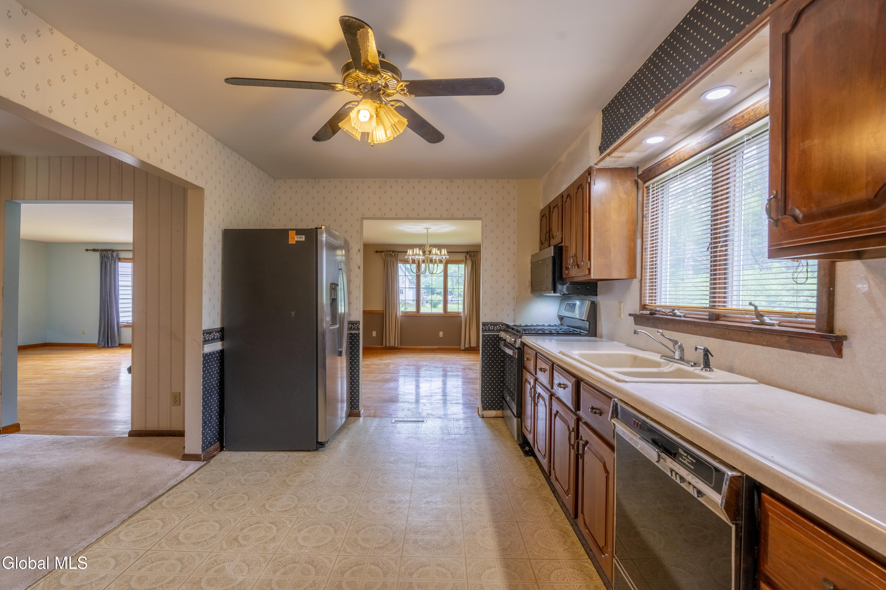 72 Pashley Road