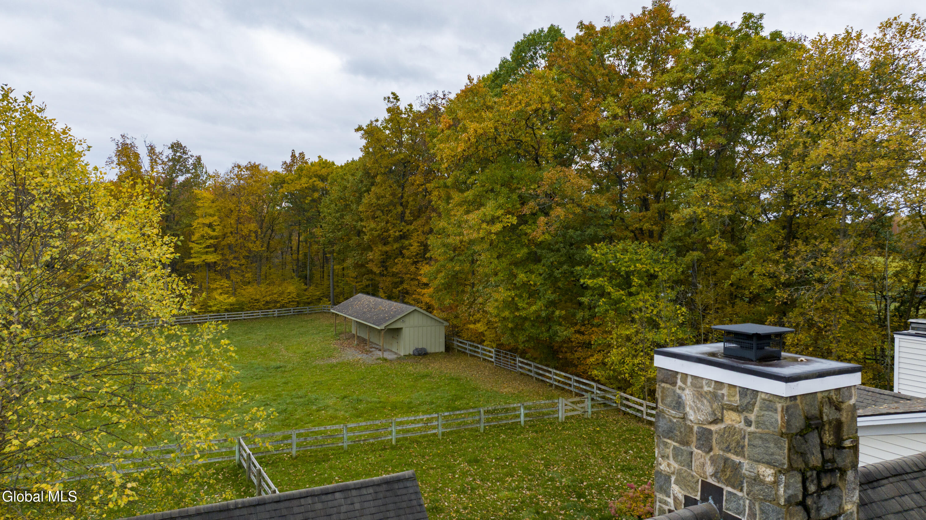 15 Saratoga Farm Road