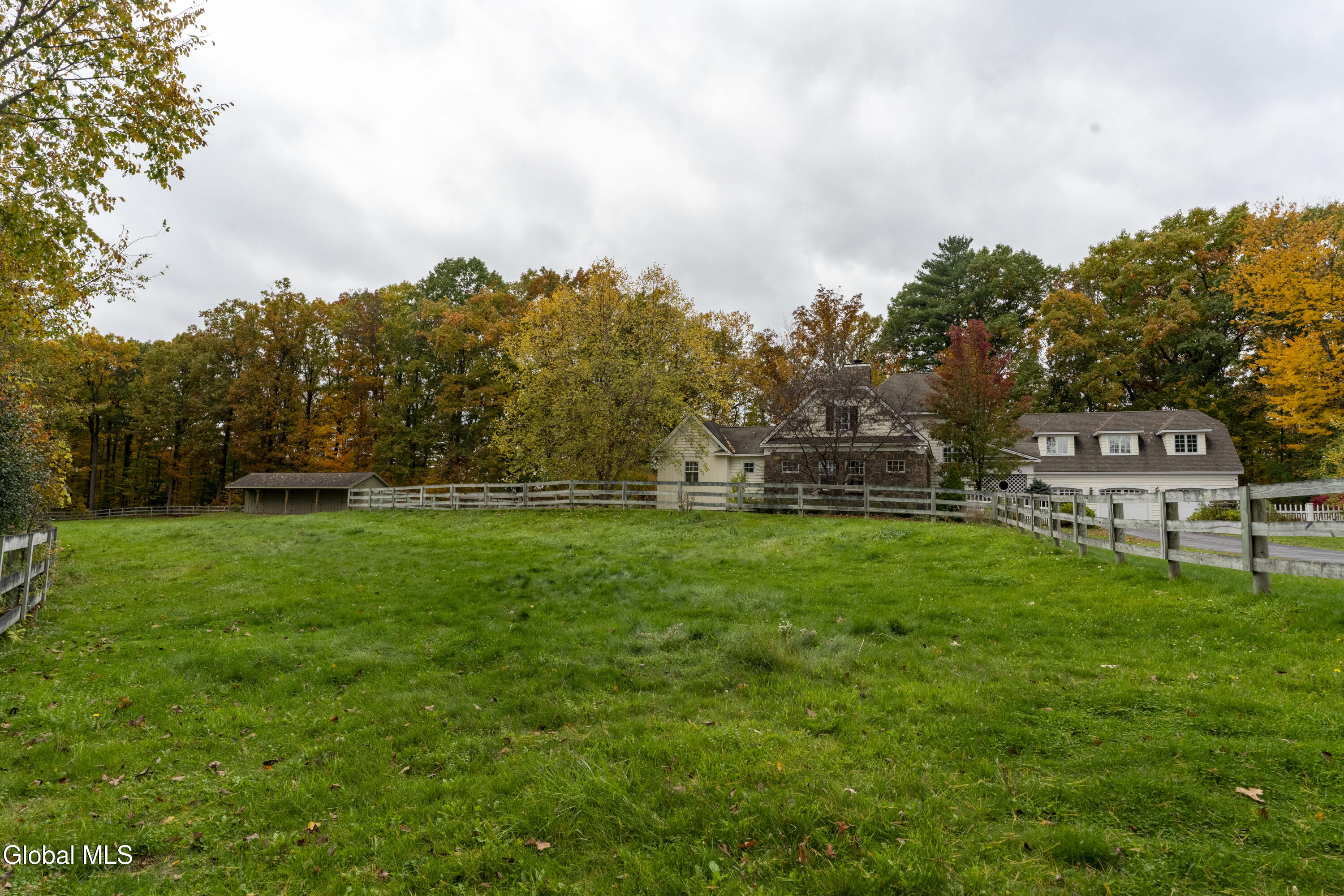 15 Saratoga Farm Road