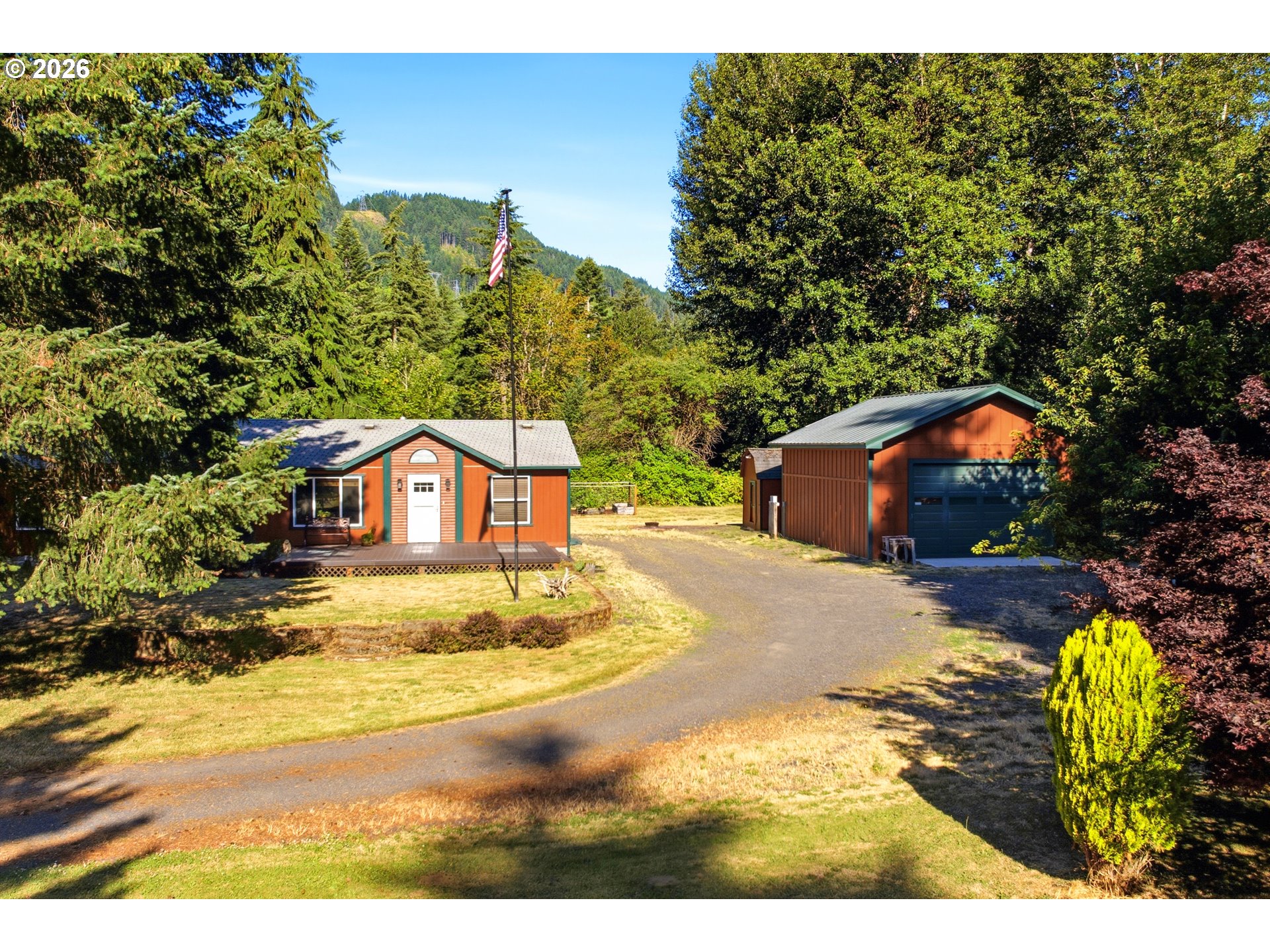 52 COATES RD