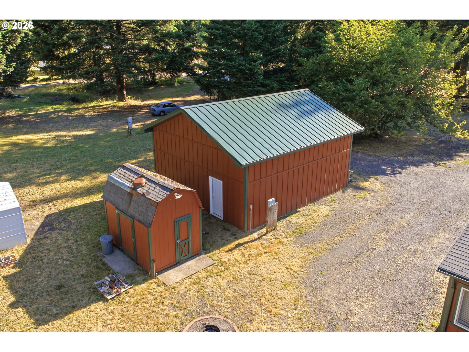 52 COATES RD