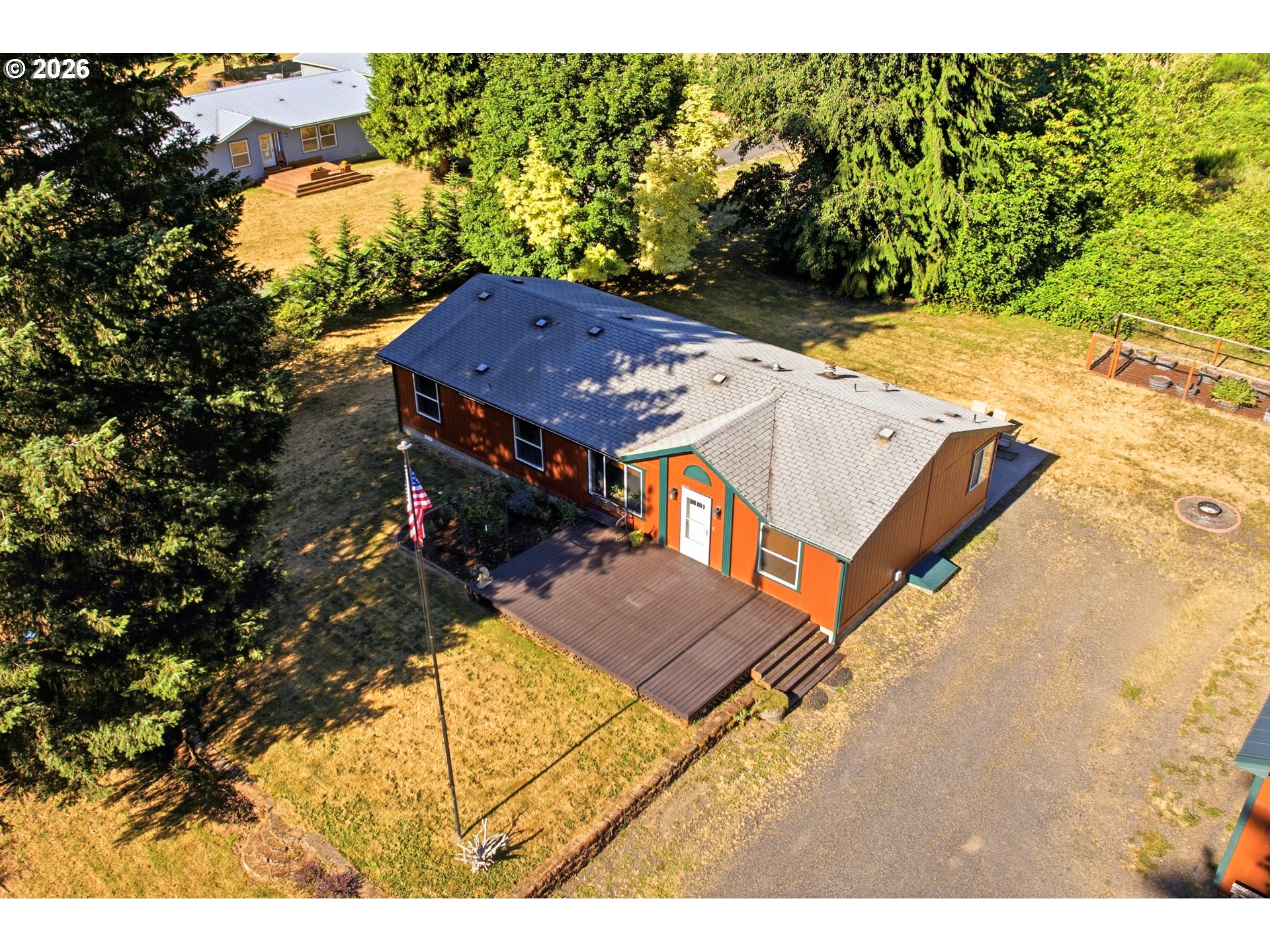 52 COATES RD