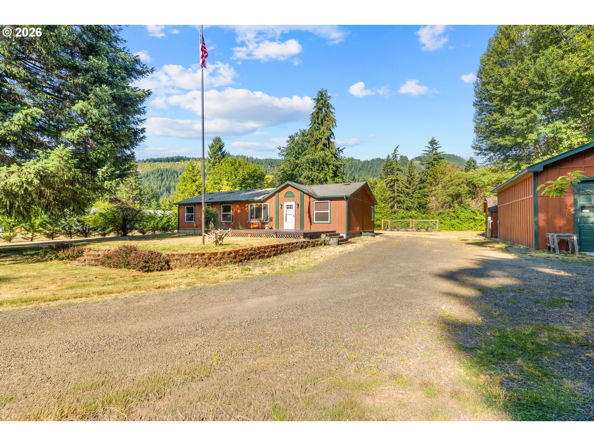 52 COATES RD