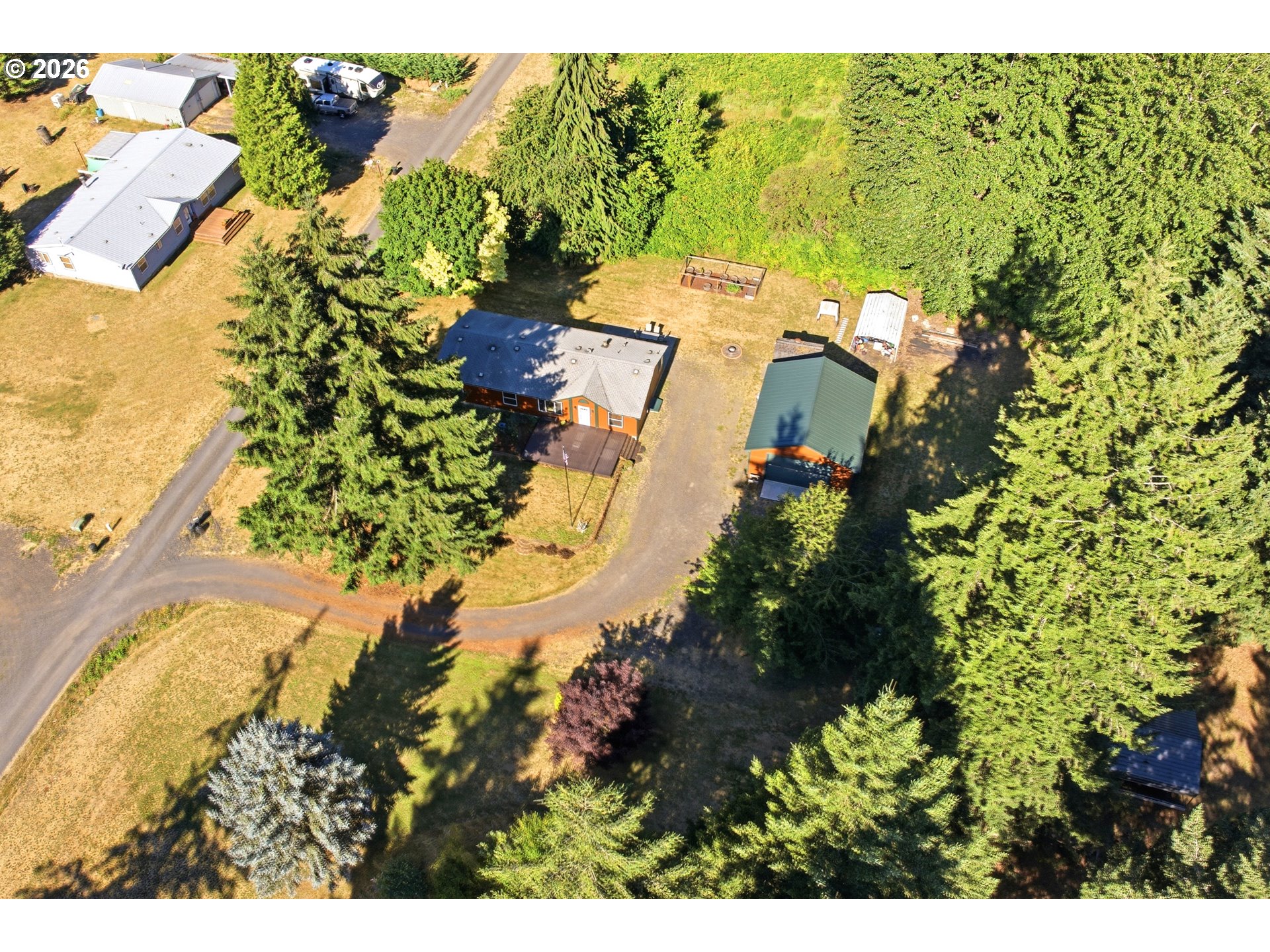 52 COATES RD