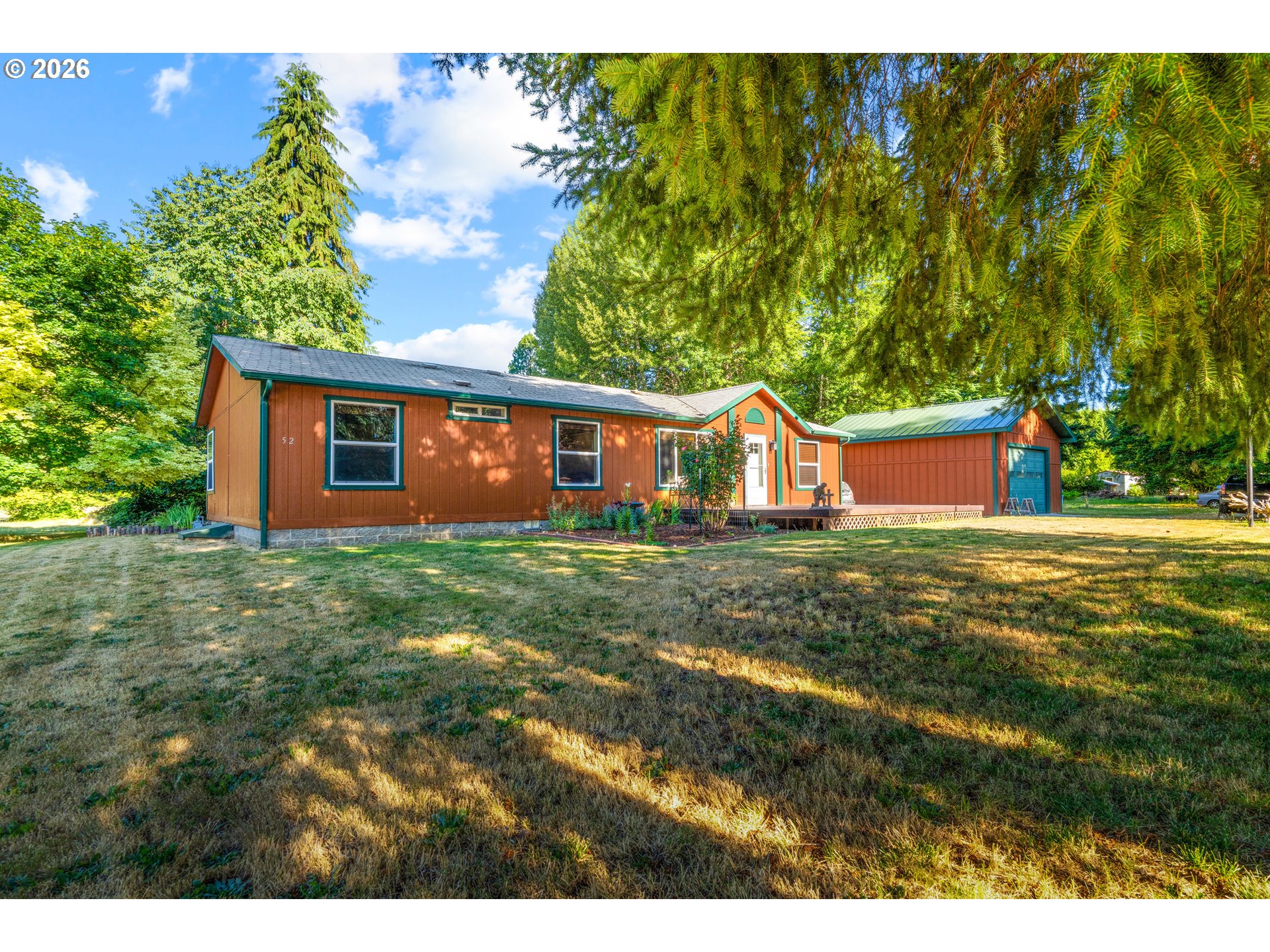 52 COATES RD