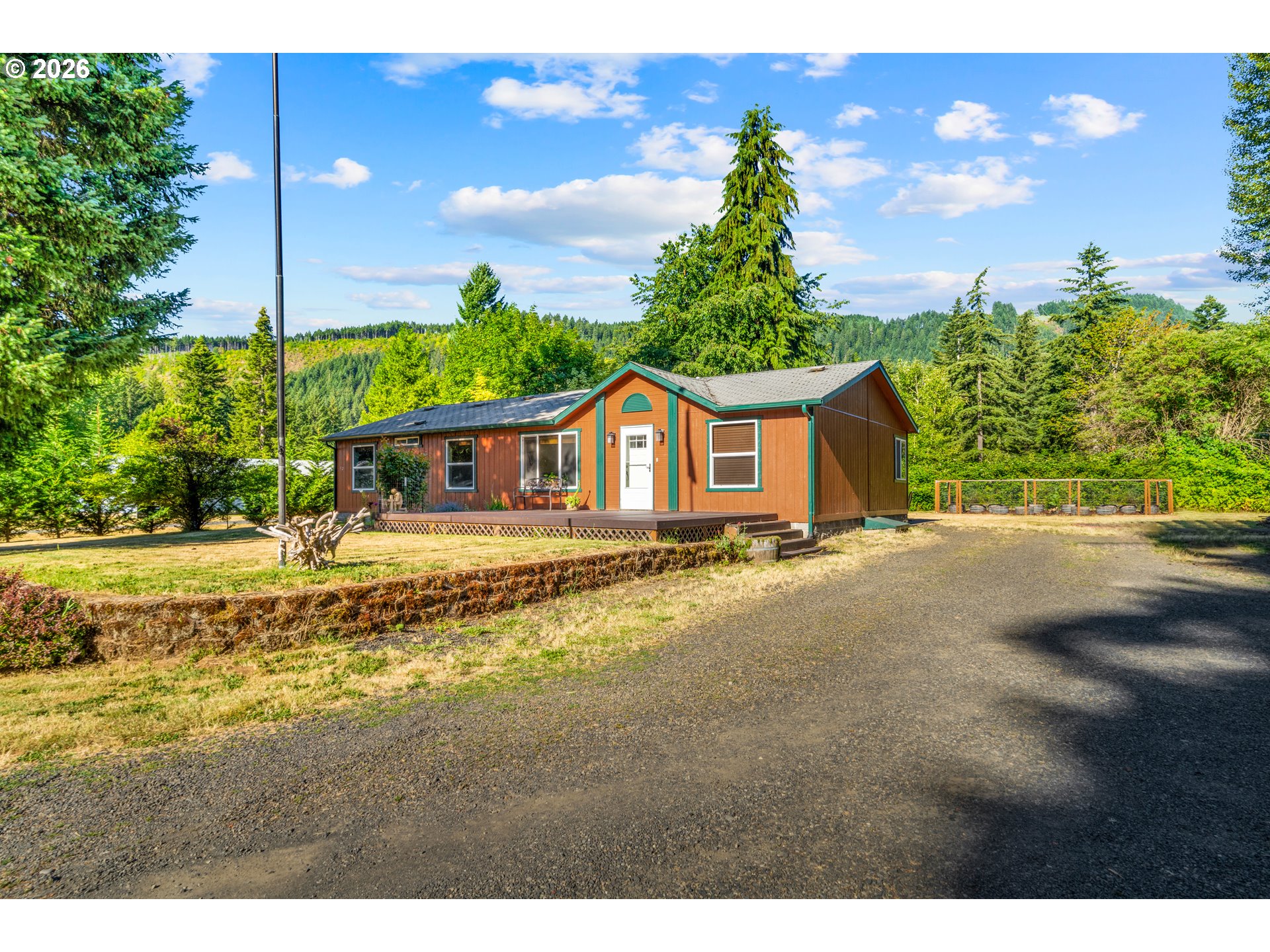 52 COATES RD