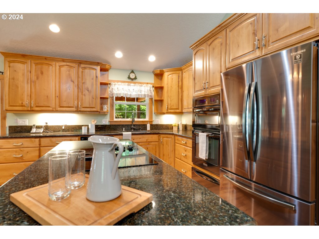 44 Lonesome PInes DR