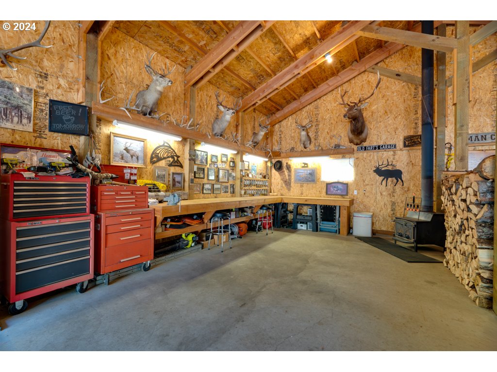 44 Lonesome PInes DR