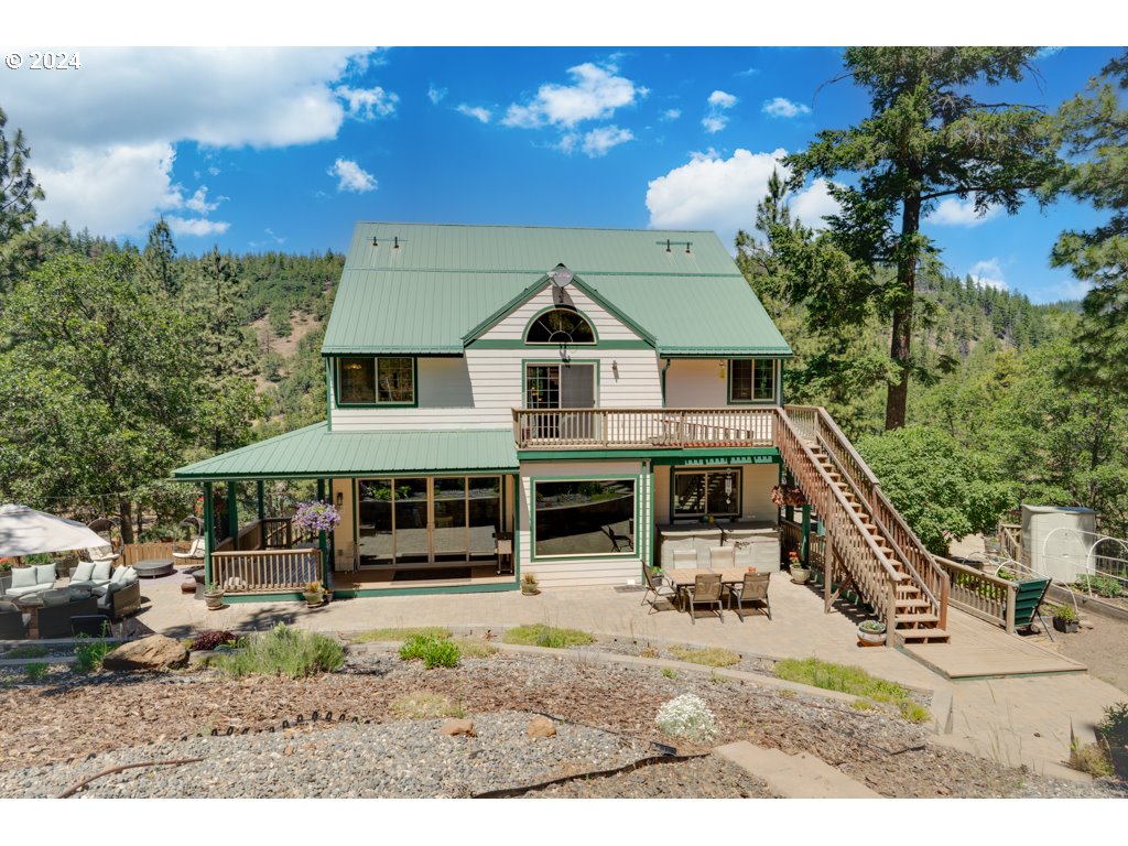 304 TOAD RD