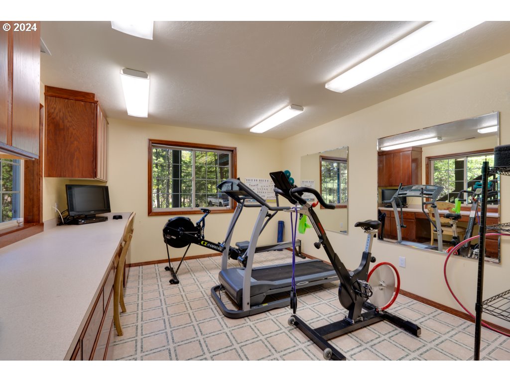 304 TOAD RD