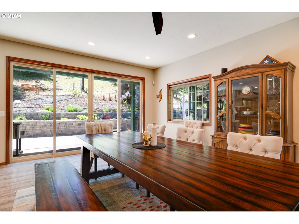 304 TOAD RD
