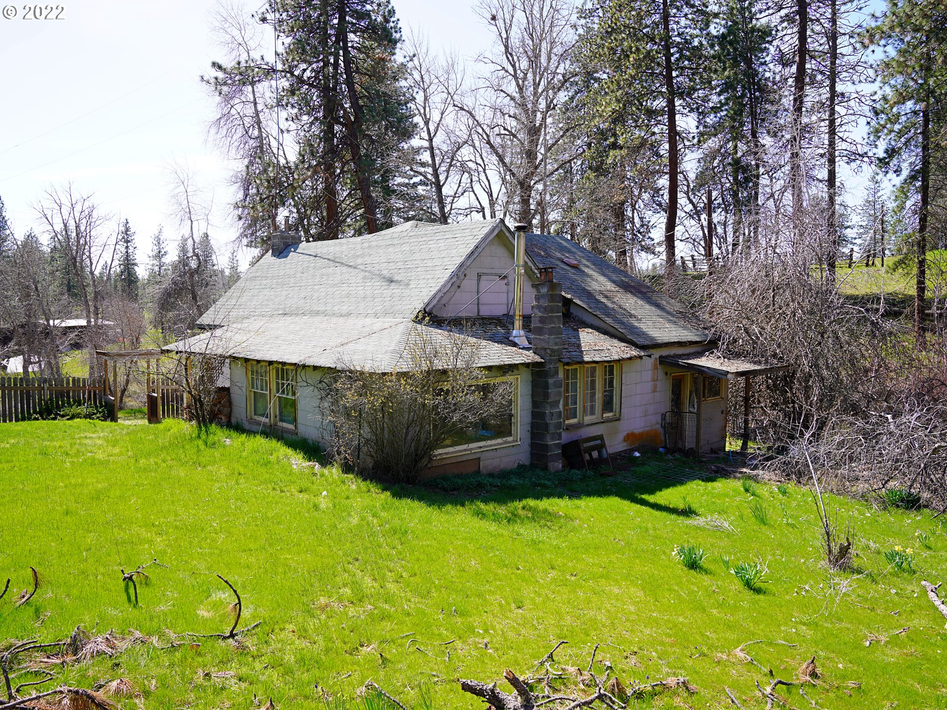 932 ZIELINSKI RD