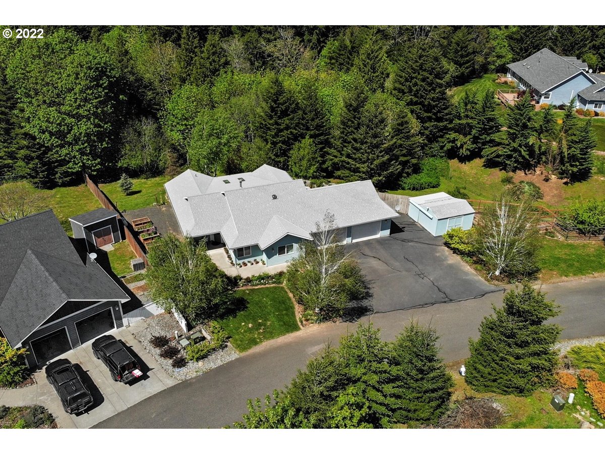 19 WALLACE DR