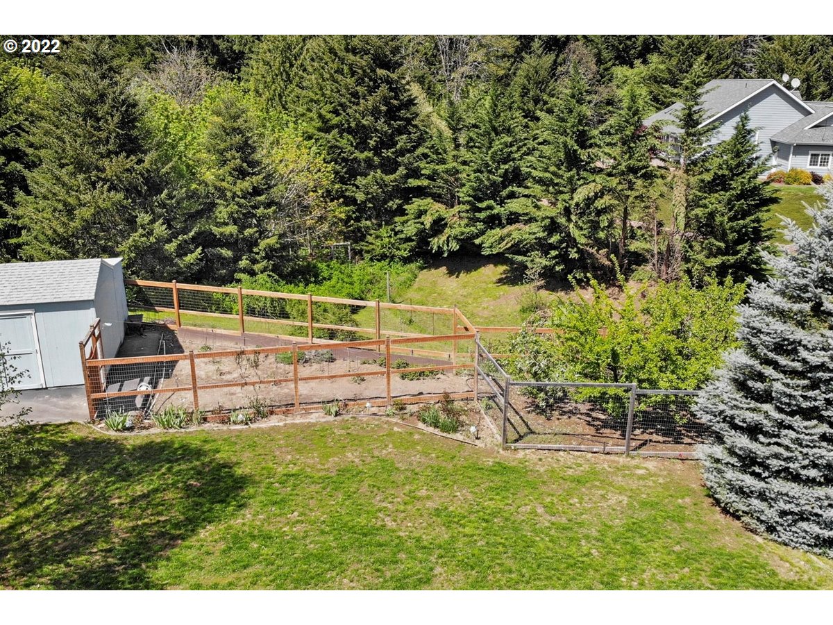 19 WALLACE DR