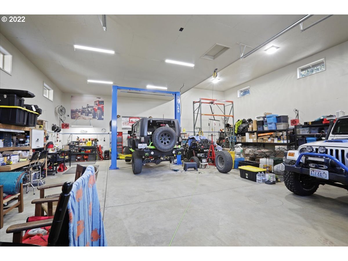 50 RIDGEVIEW RD