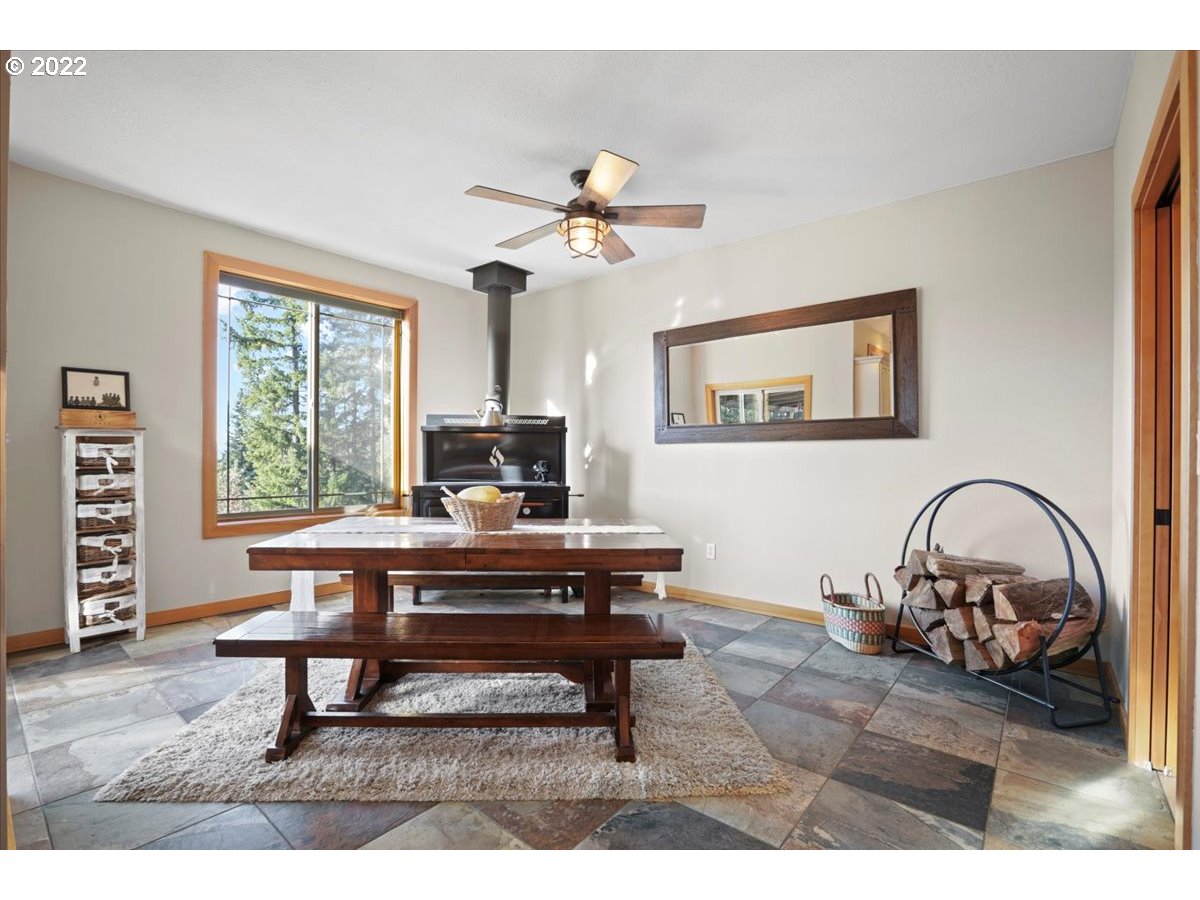 50 RIDGEVIEW RD