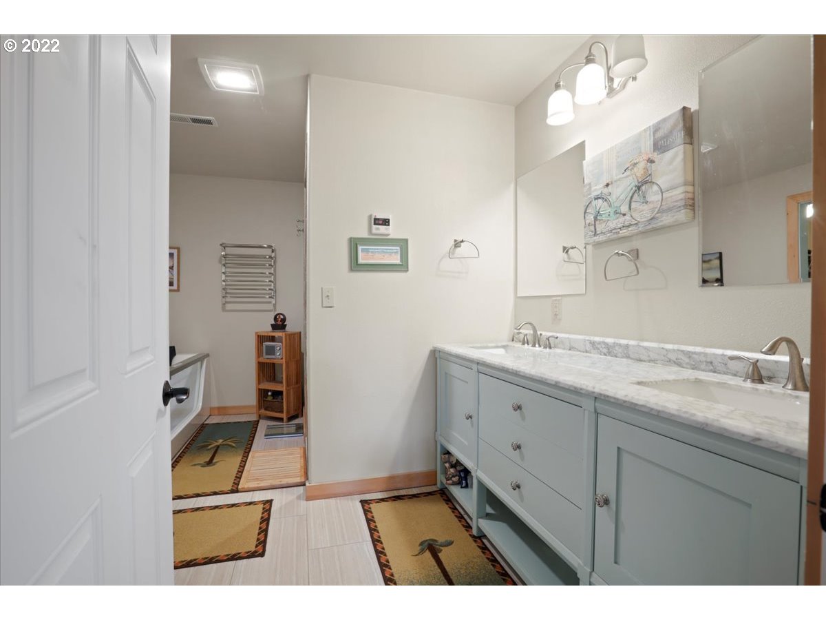 50 RIDGEVIEW RD