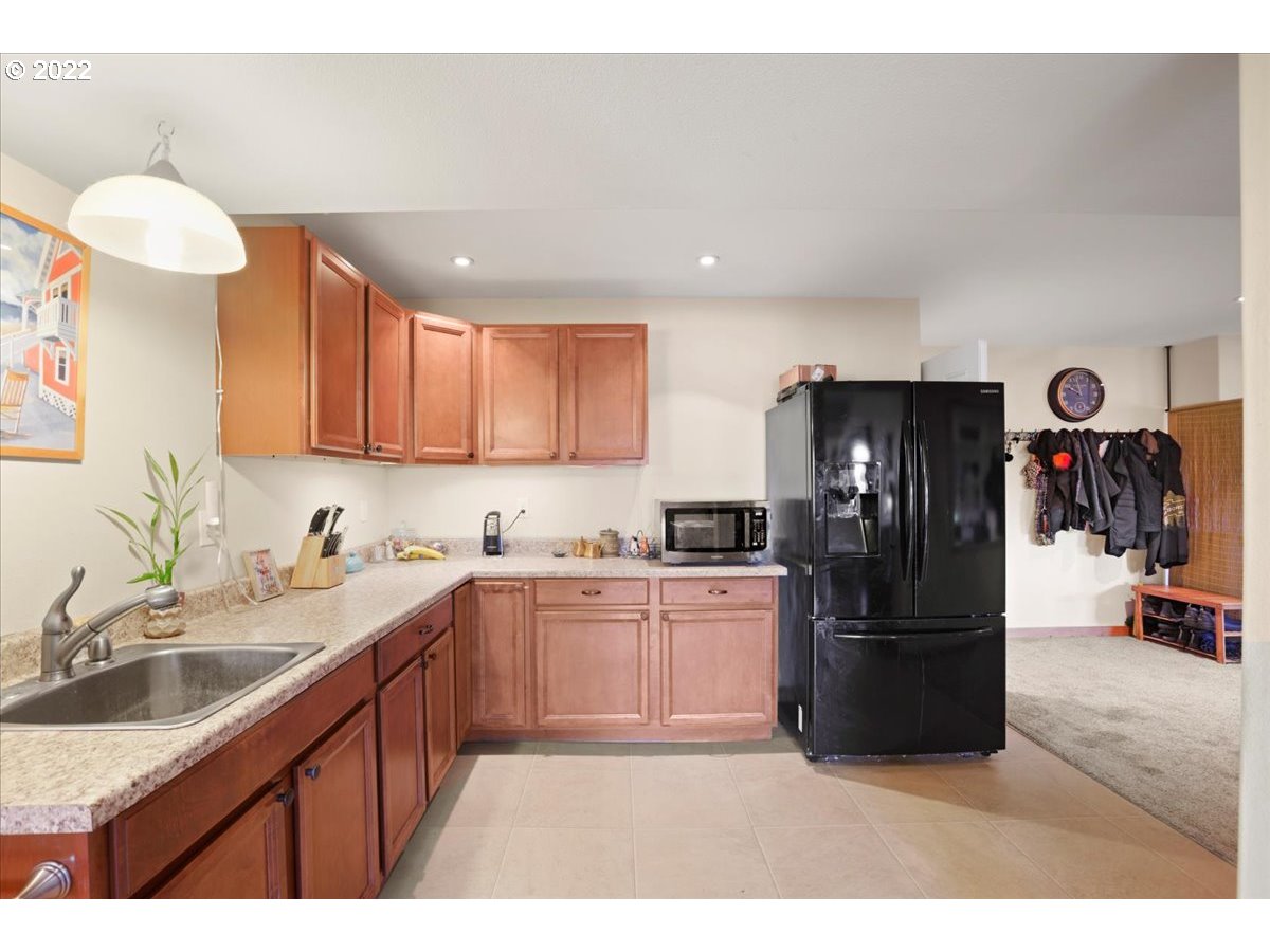 50 RIDGEVIEW RD