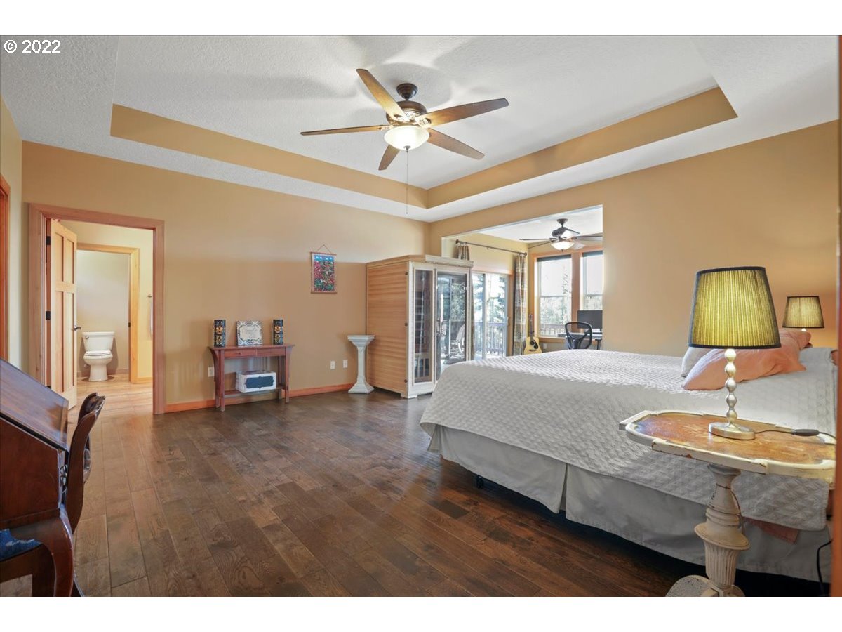 50 RIDGEVIEW RD