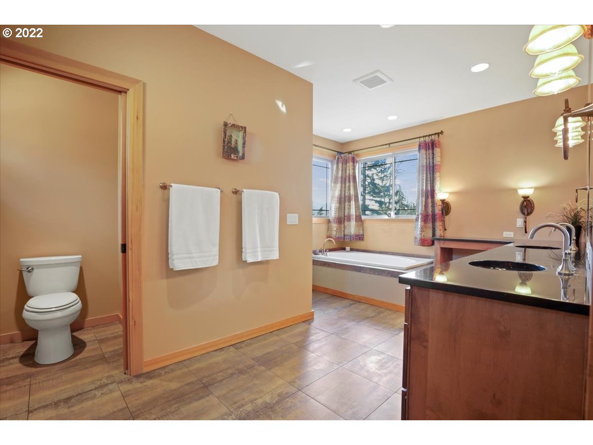 50 RIDGEVIEW RD