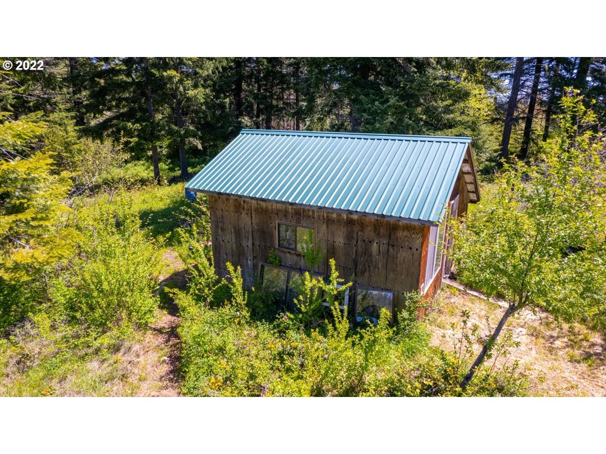 86 PEARCE RD