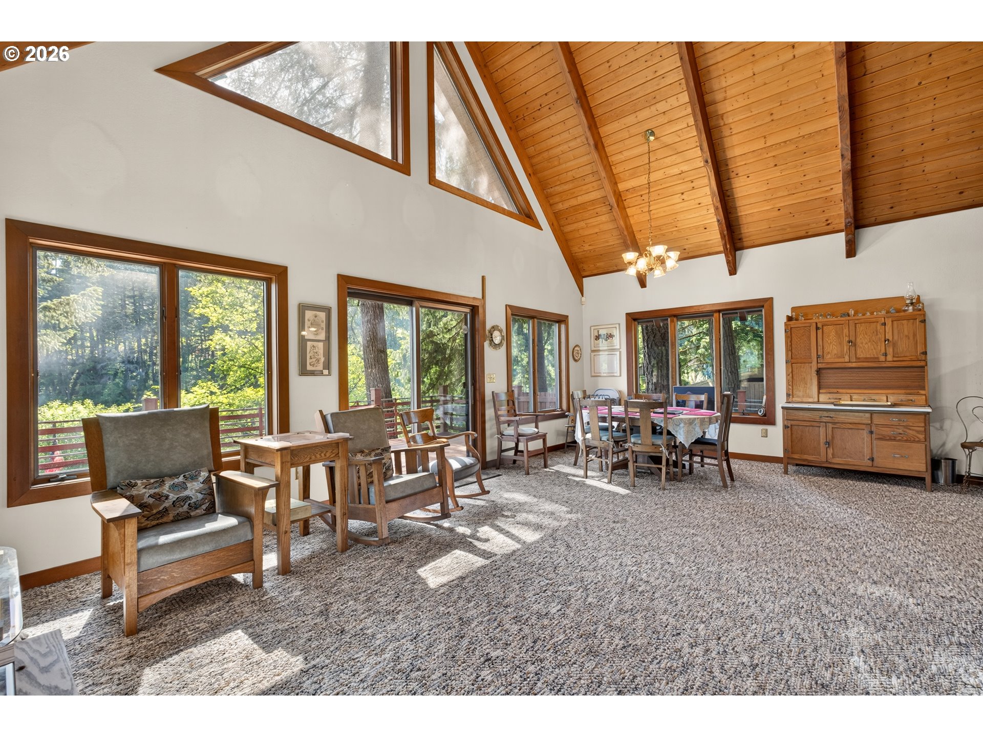 41 PRIVATE LAKE RD