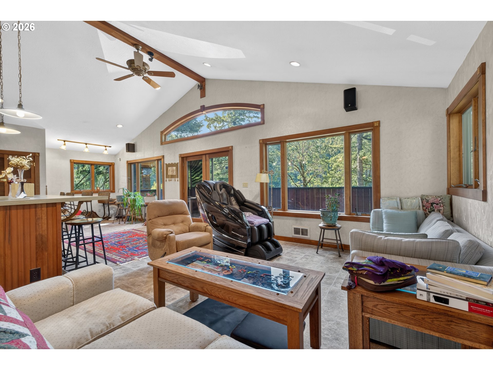 41 PRIVATE LAKE RD
