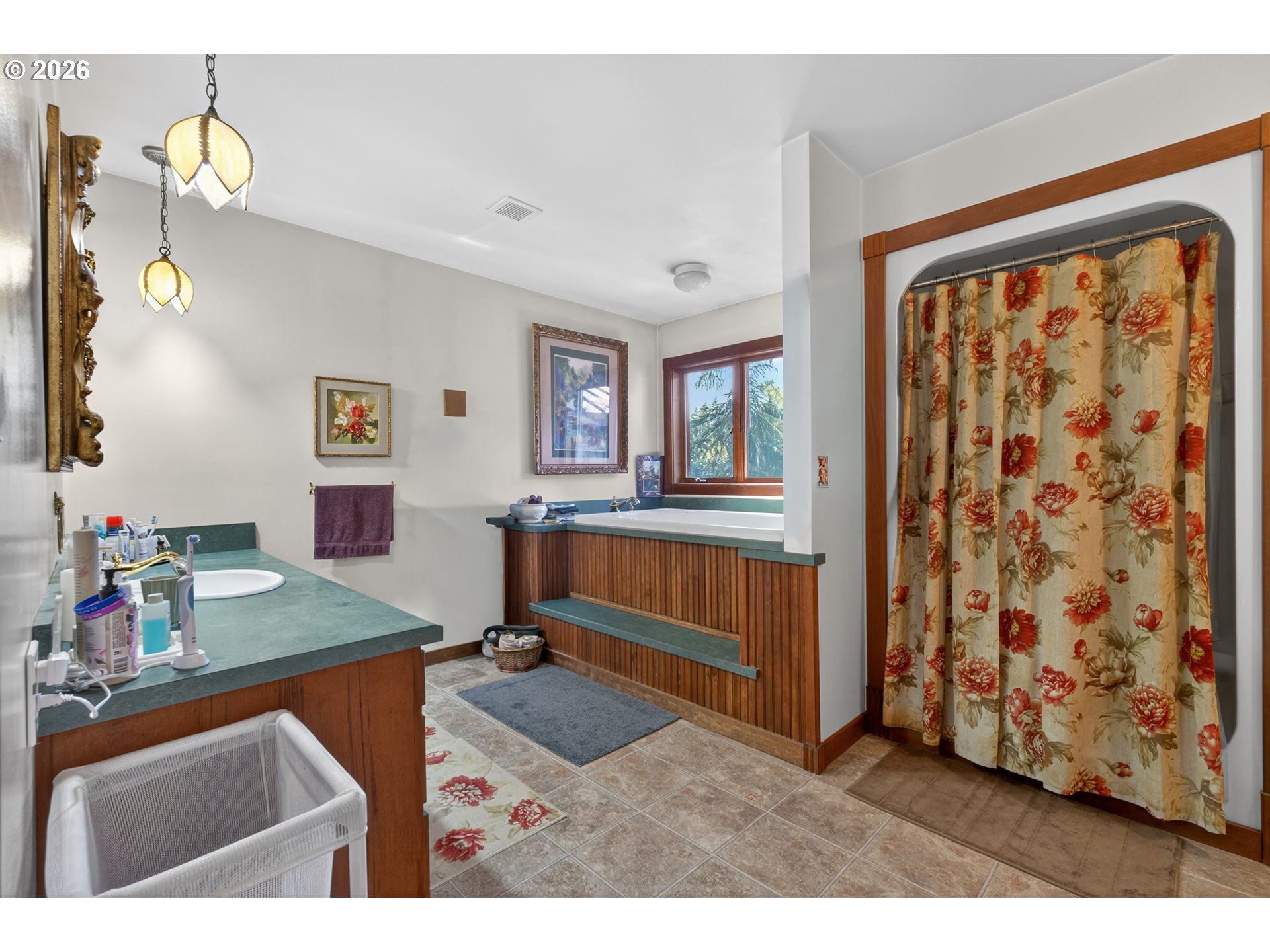 41 PRIVATE LAKE RD