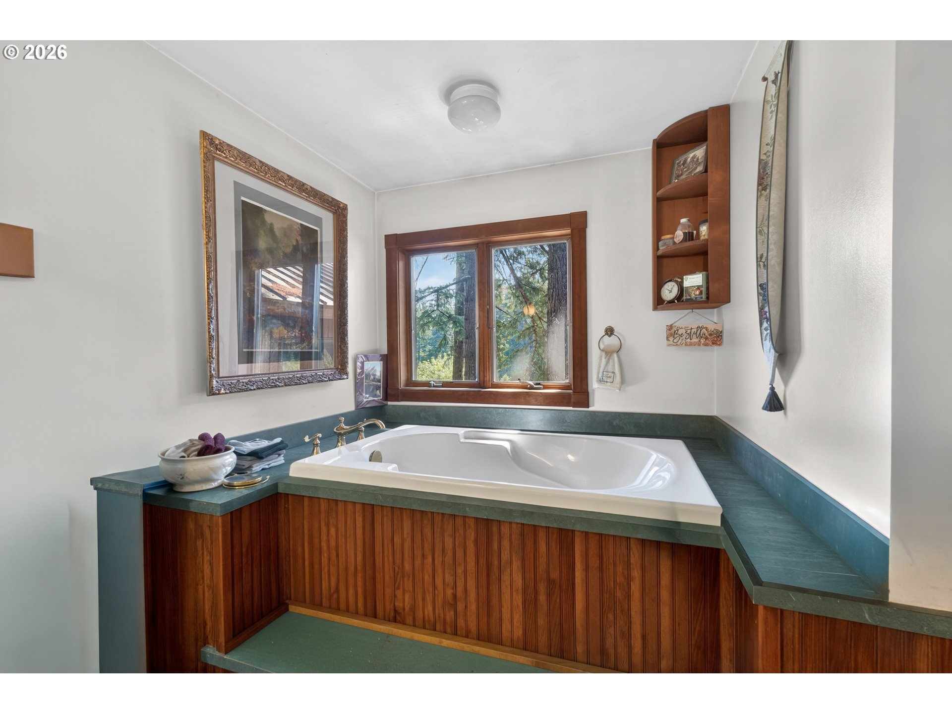 41 PRIVATE LAKE RD
