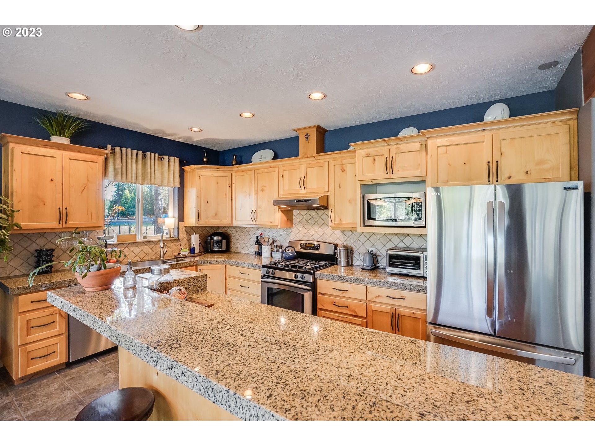20 BRYANS RD