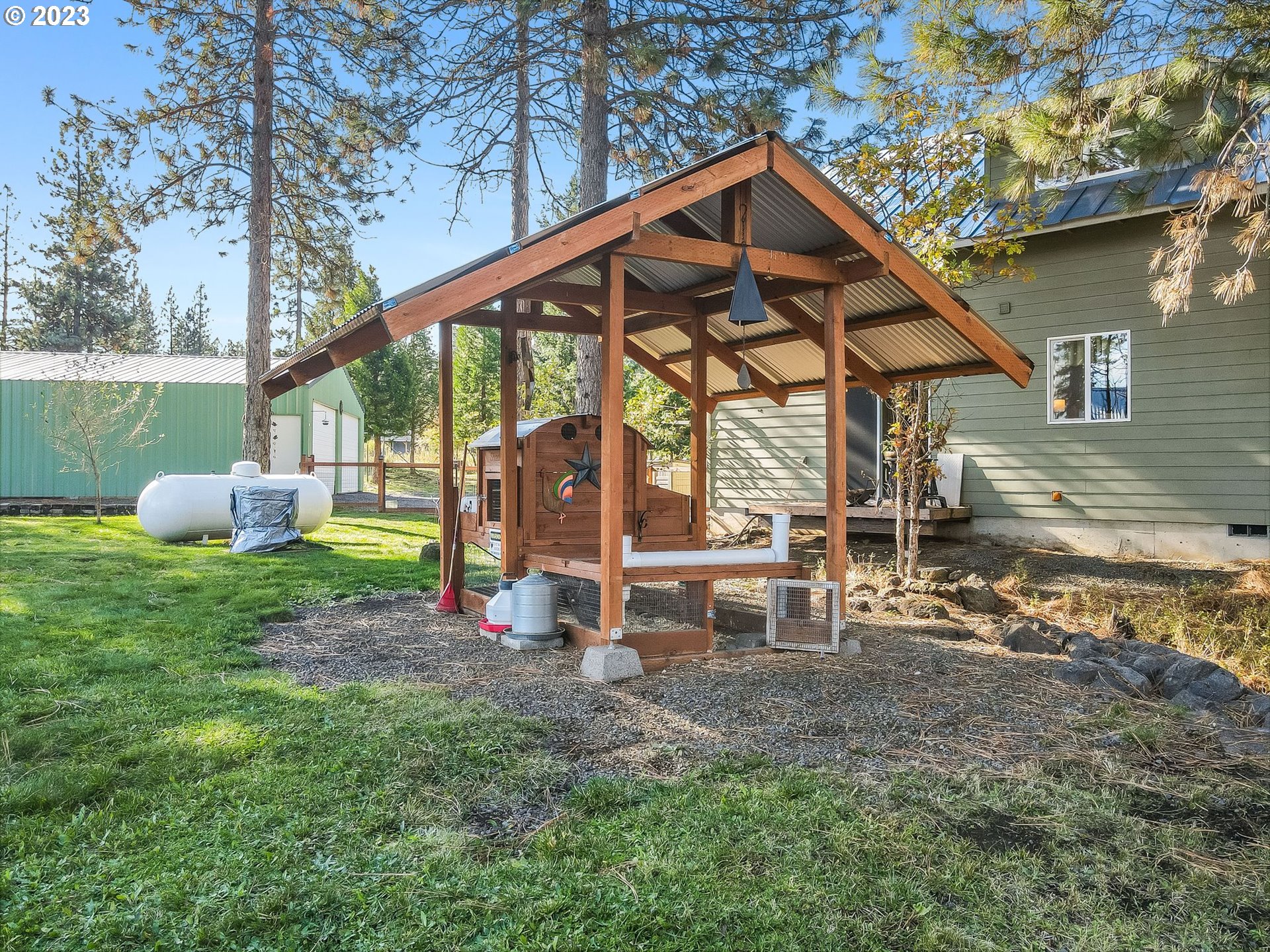 20 BRYANS RD