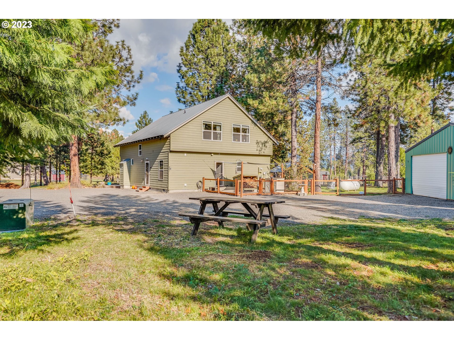 20 BRYANS RD