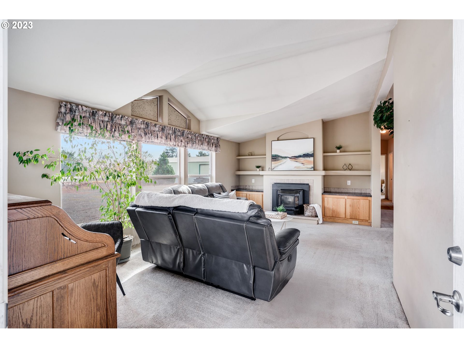 86 TUCKER HILL RD