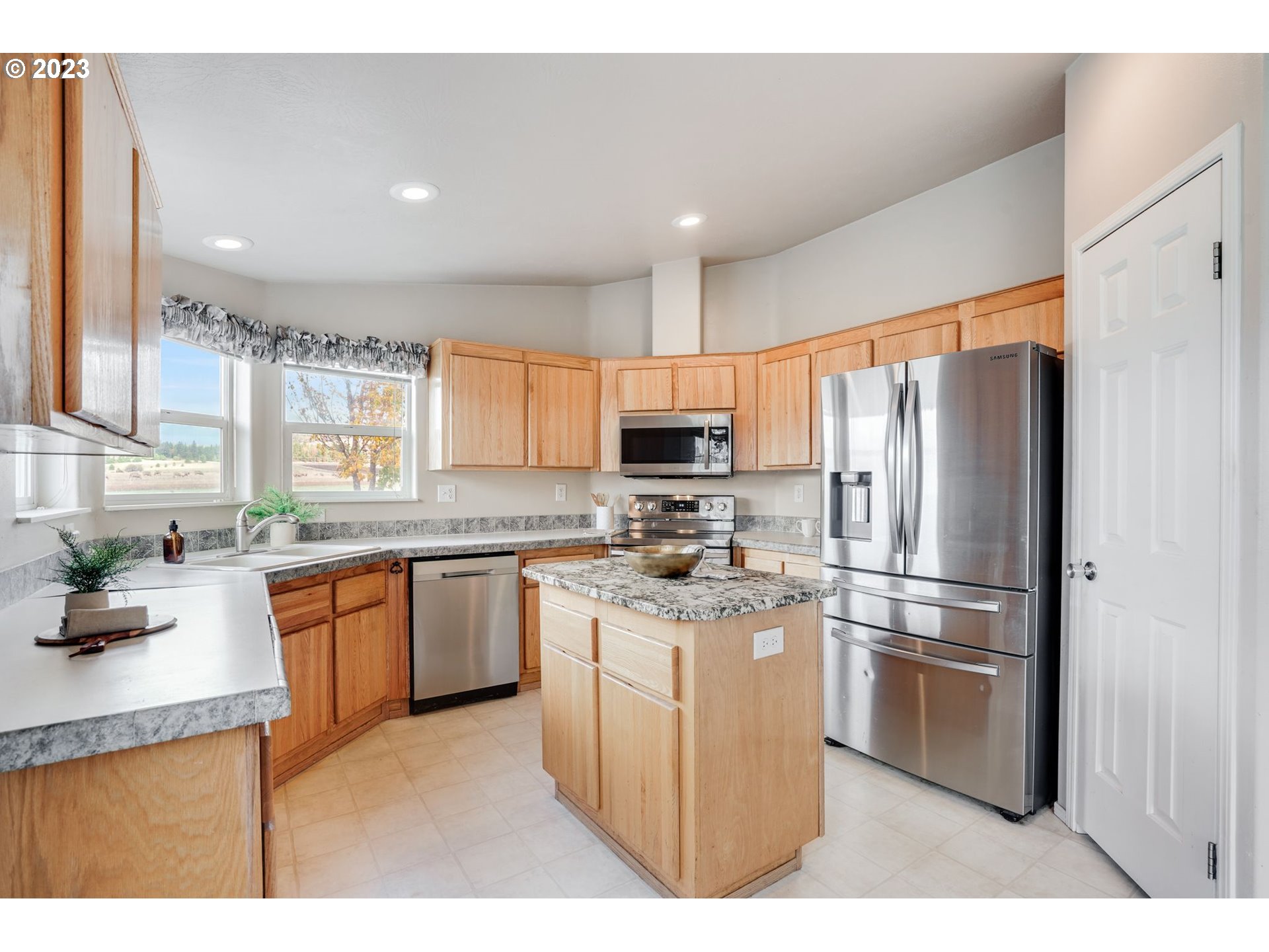 86 TUCKER HILL RD