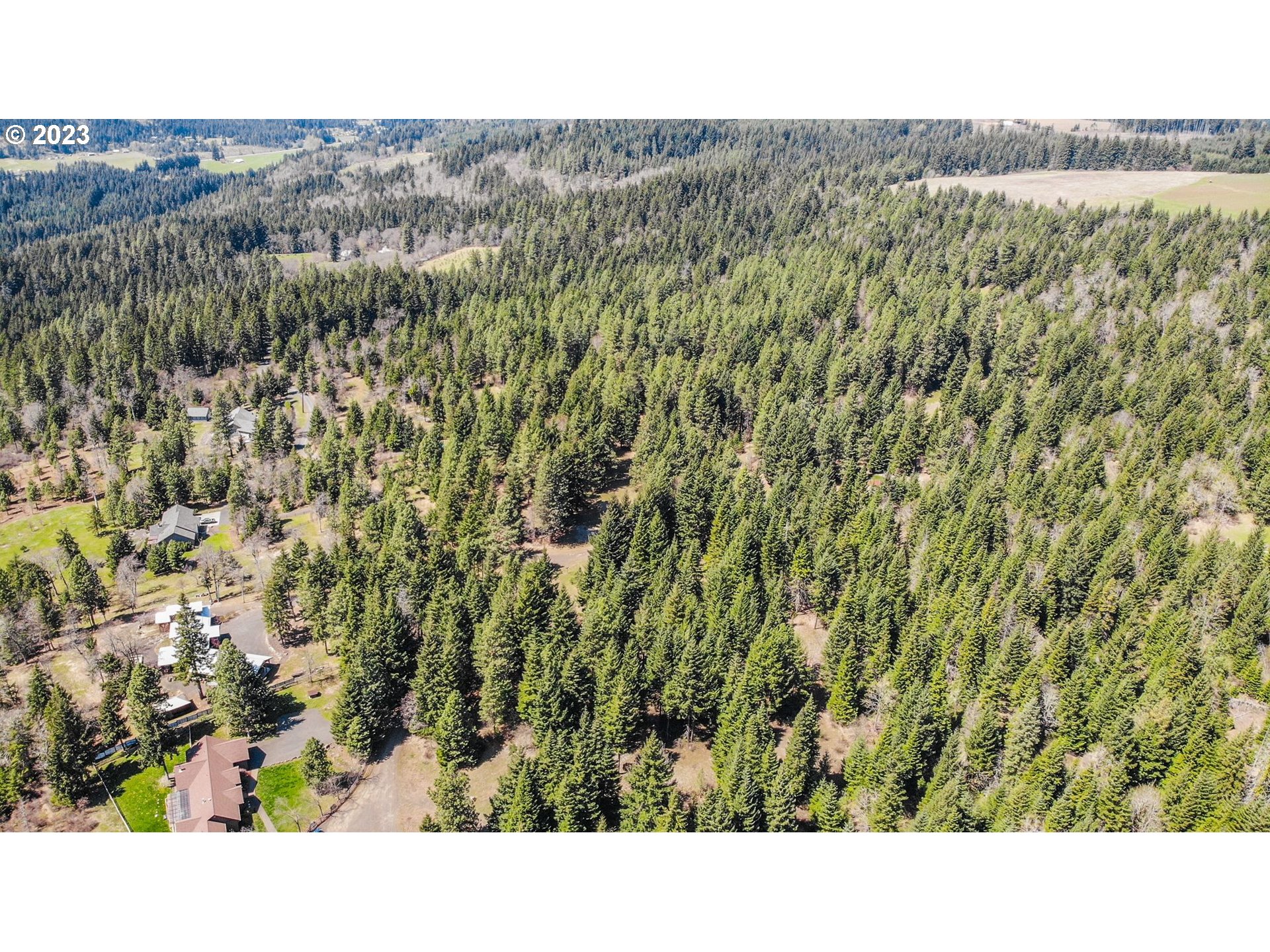45 Ridgeview RD