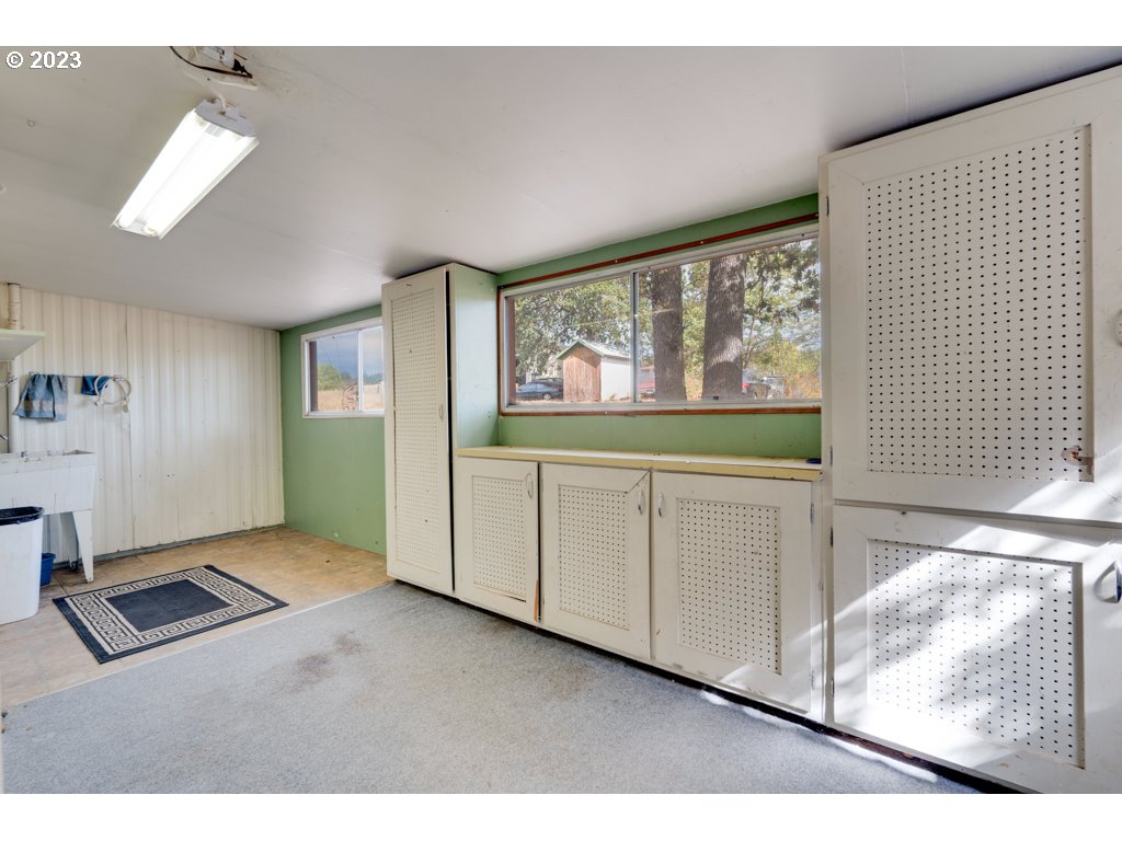 365 JOHNSON RD