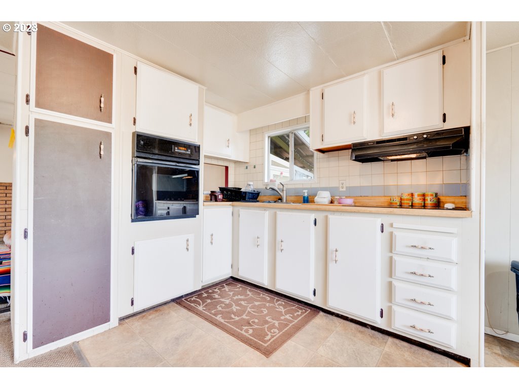 365 JOHNSON RD