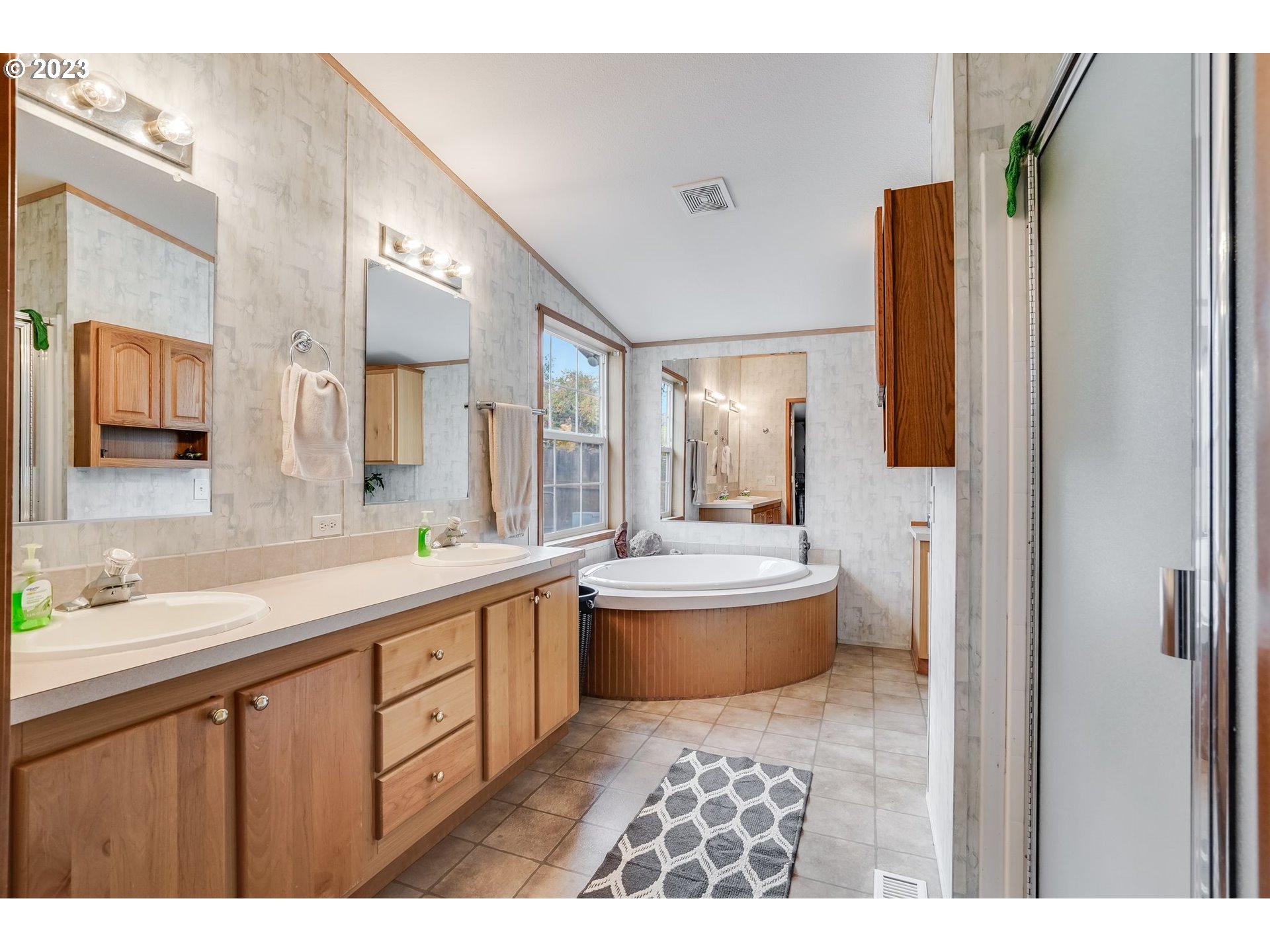 539 COCHRAN LN