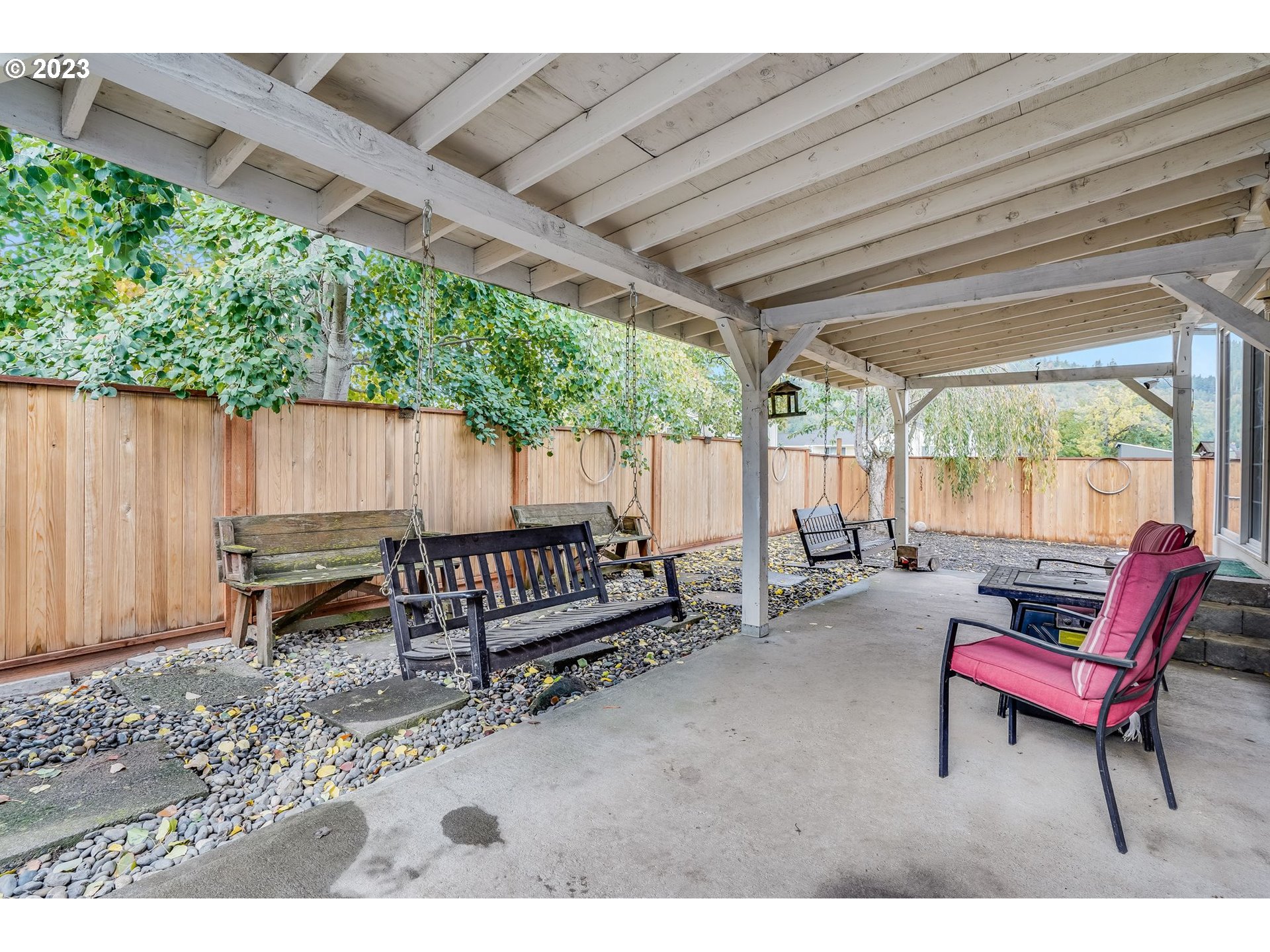 539 COCHRAN LN