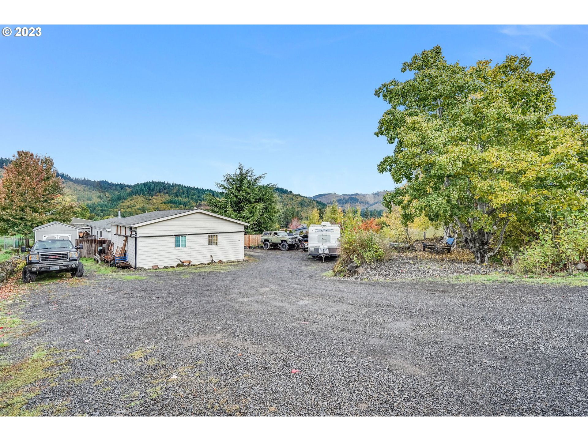 539 COCHRAN LN