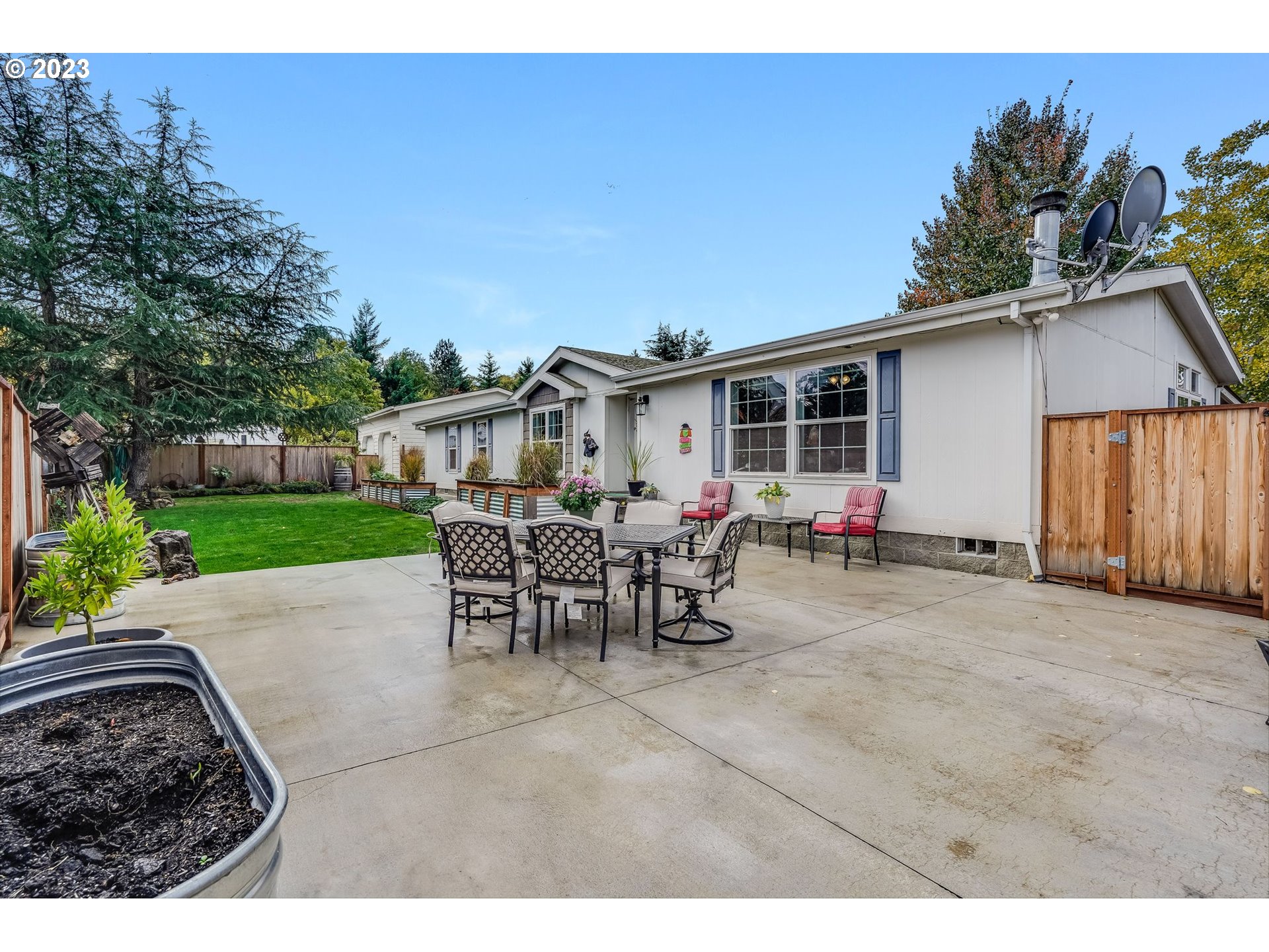 539 COCHRAN LN
