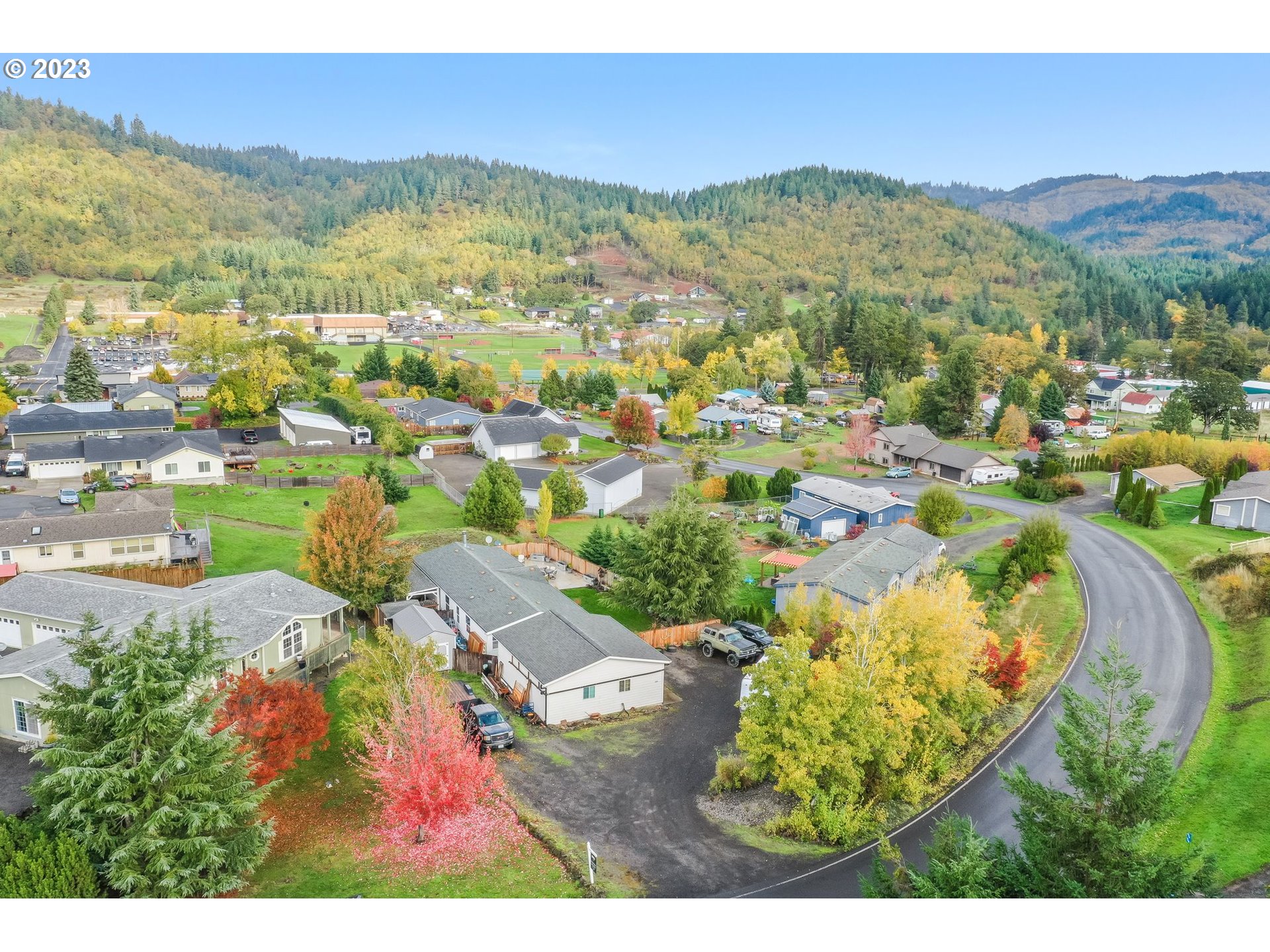 539 COCHRAN LN